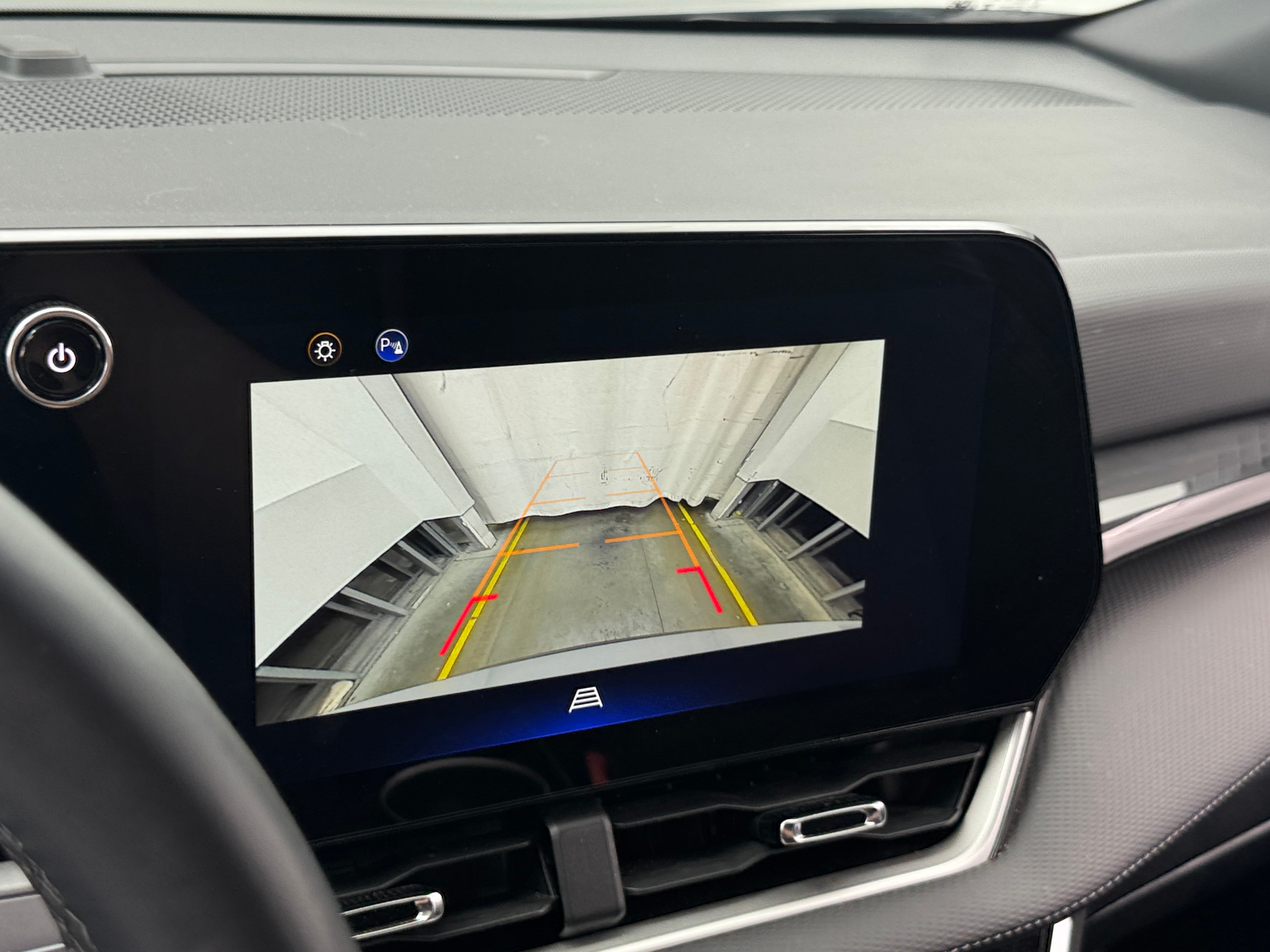 2025 Chevrolet Equinox LT - Photo 14