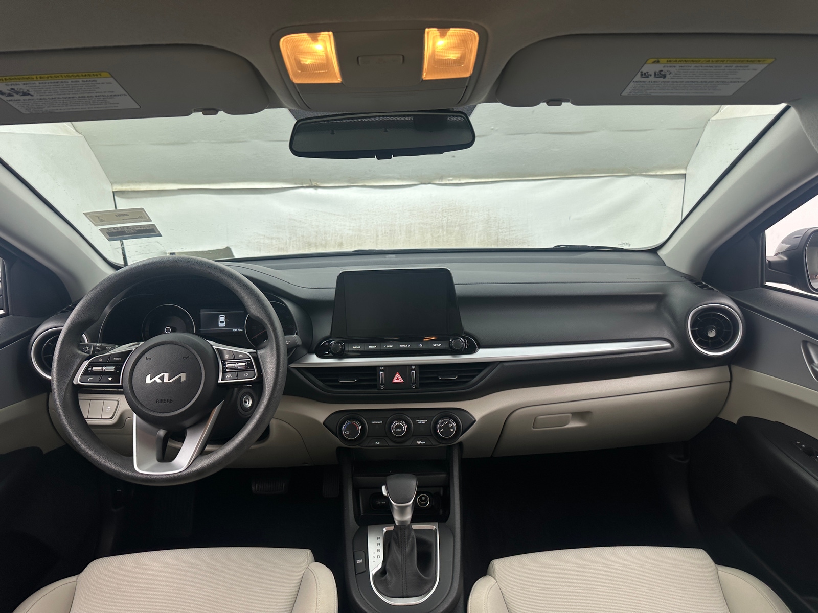 Thumbnail: 2023 Kia Forte - 3