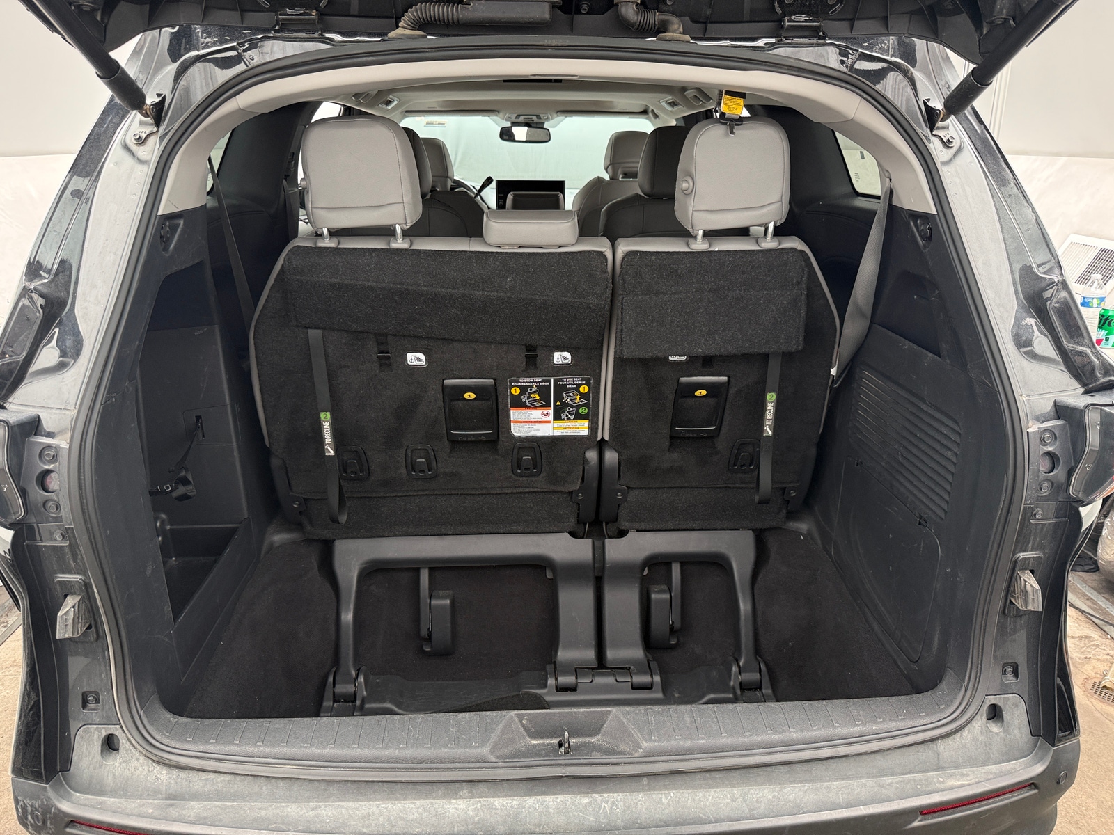 Thumbnail: 2025 Toyota Sienna - 6