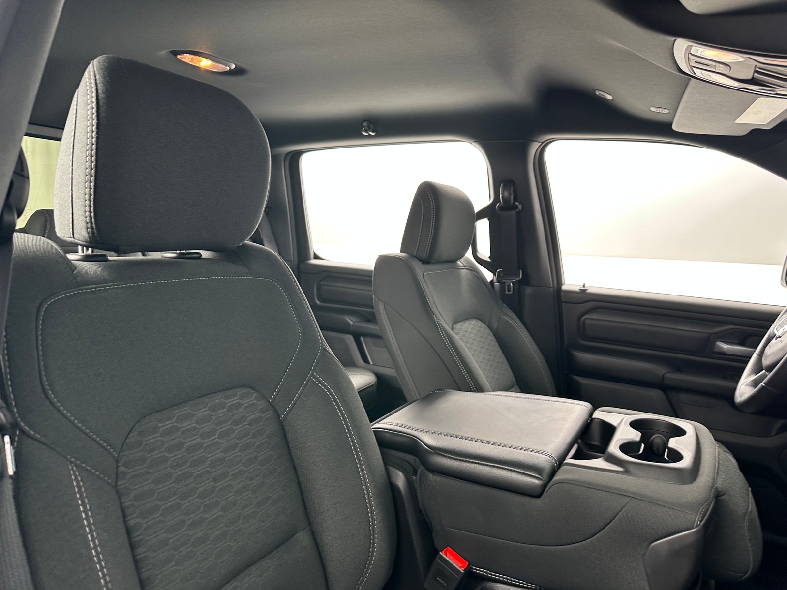 Thumbnail: 2026 RAM 1500 - 2
