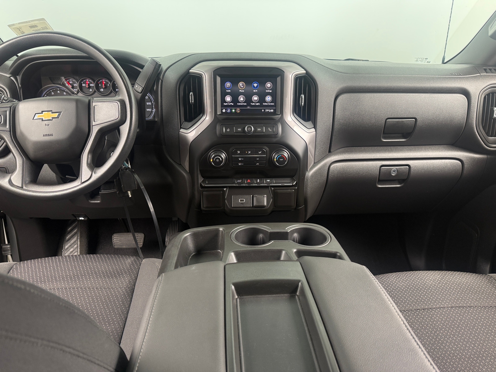 Thumbnail: 2020 Chevrolet Silverado 1500 - 3