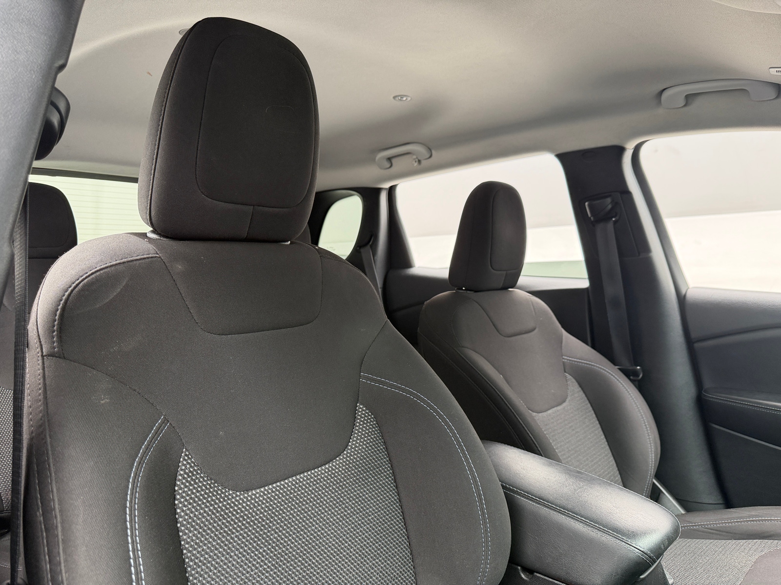 Thumbnail: 2019 Jeep Cherokee - 2