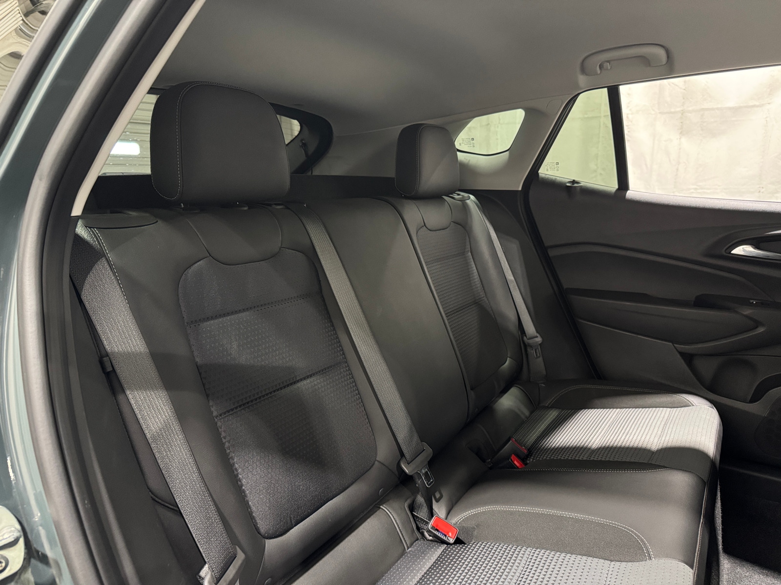 Thumbnail: 2025 Chevrolet Trax - 6
