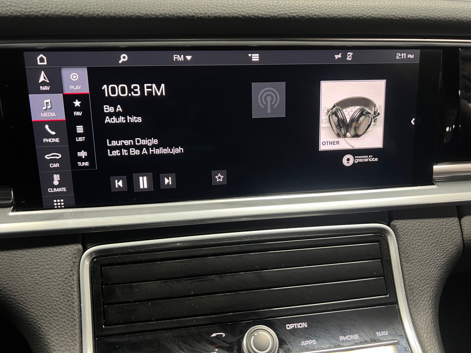 Thumbnail: 2018 Porsche Panamera - 3