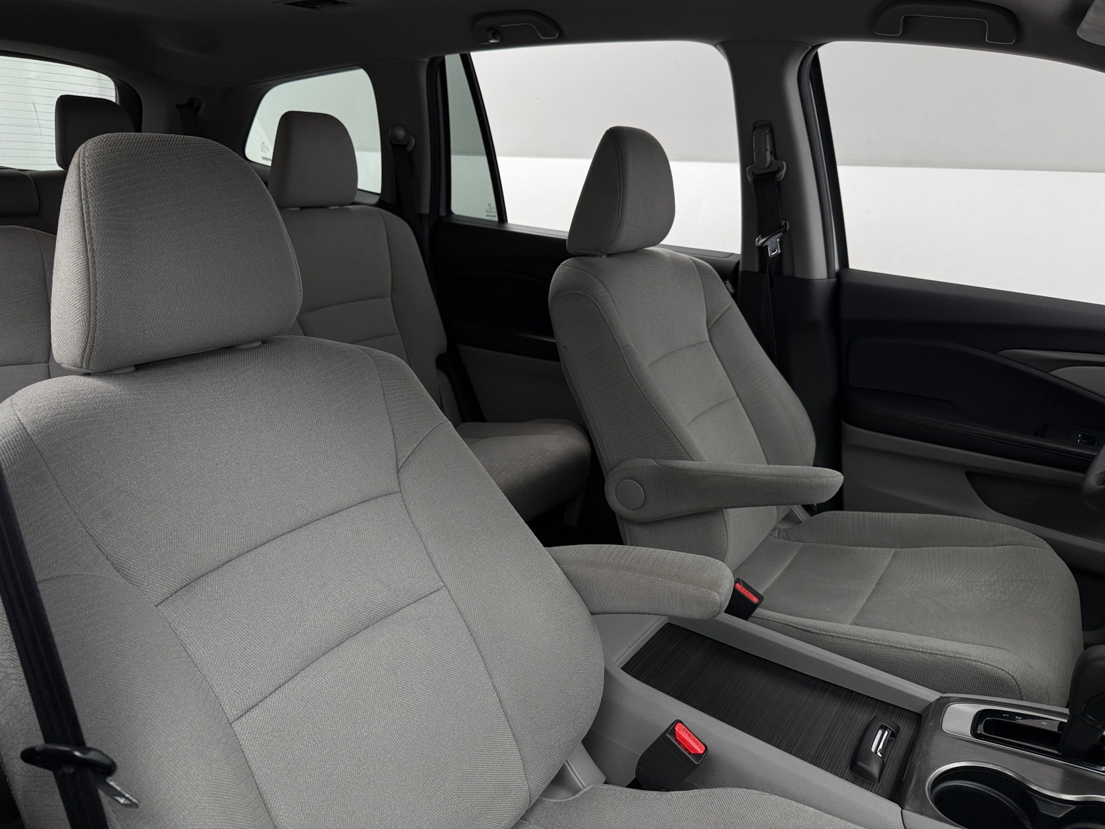 Thumbnail: 2016 Honda Pilot - 2