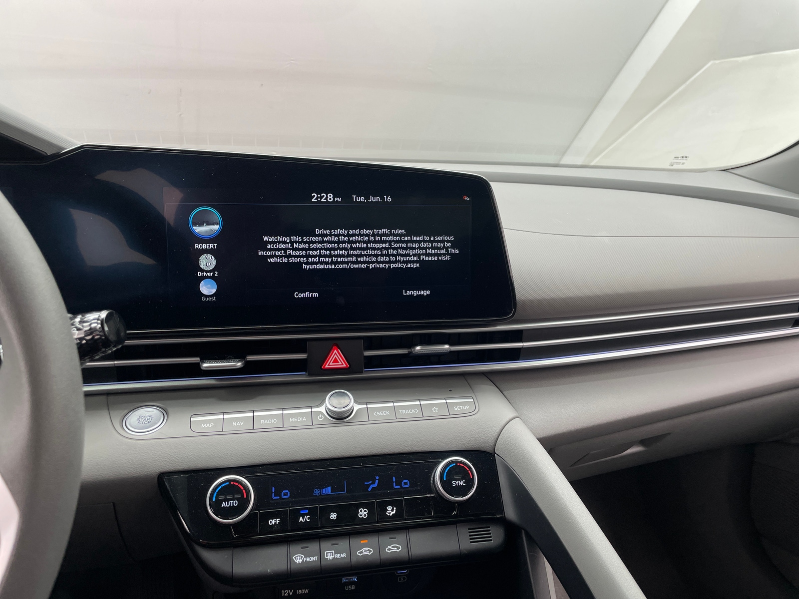 Thumbnail: 2024 Hyundai Elantra - 4