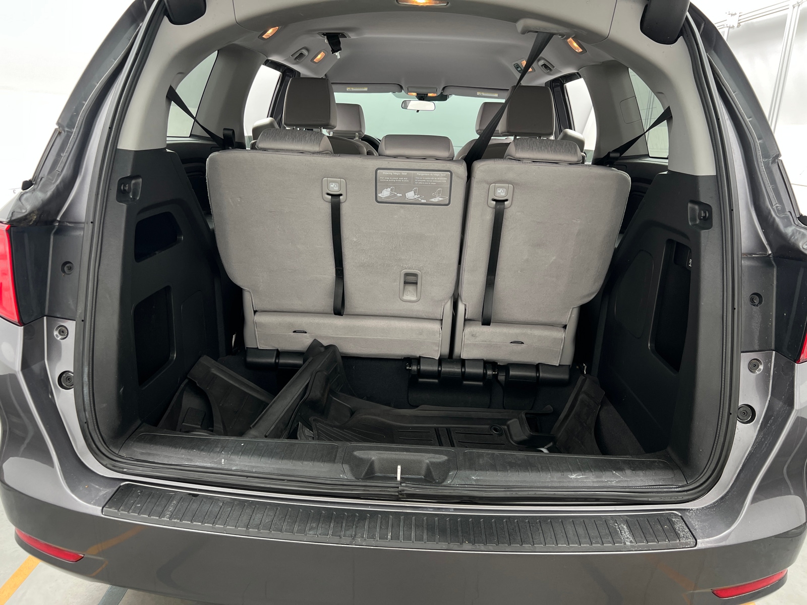Thumbnail: 2019 Honda Odyssey - 7