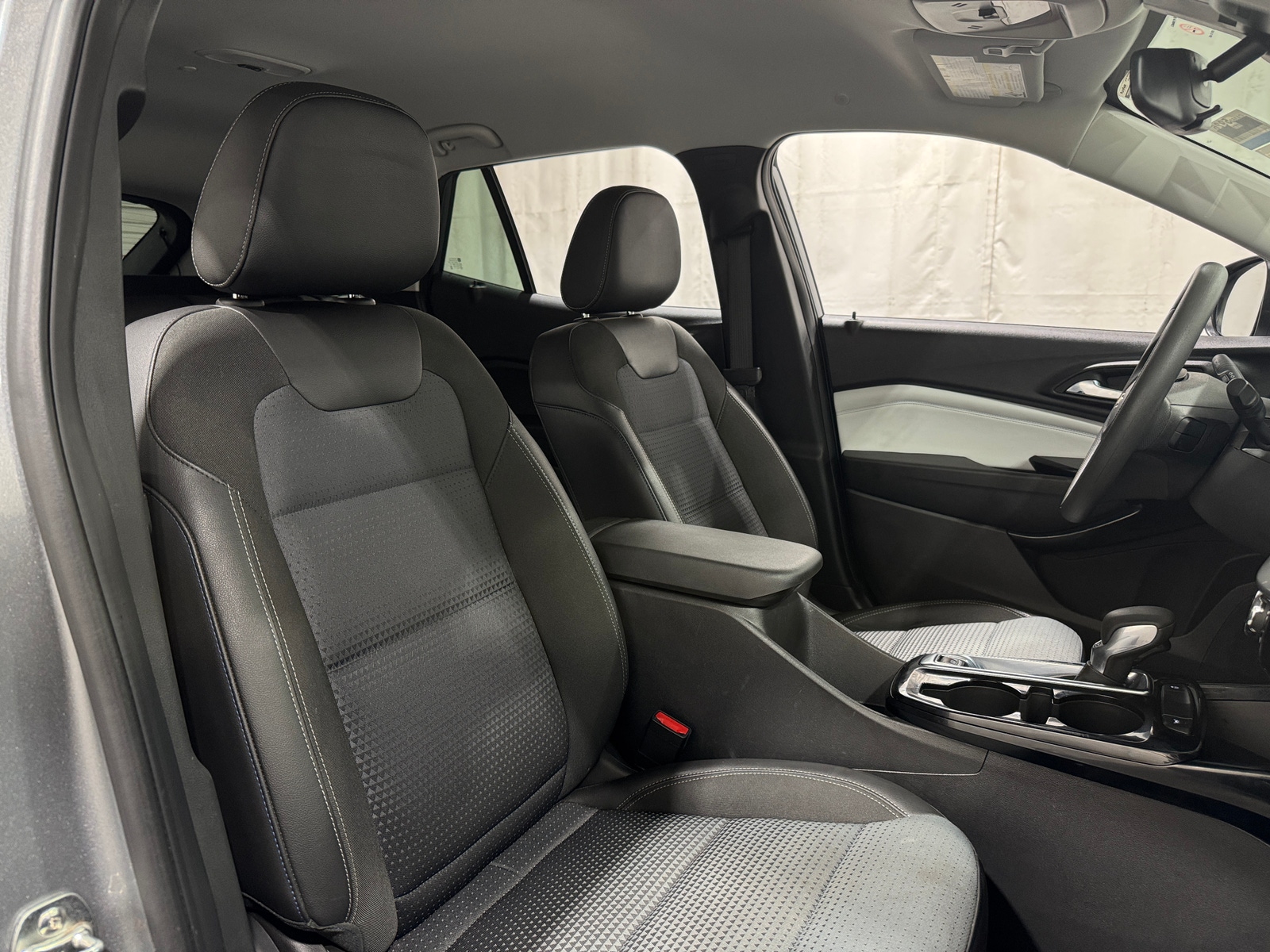 Thumbnail: 2025 Chevrolet Trax - 2