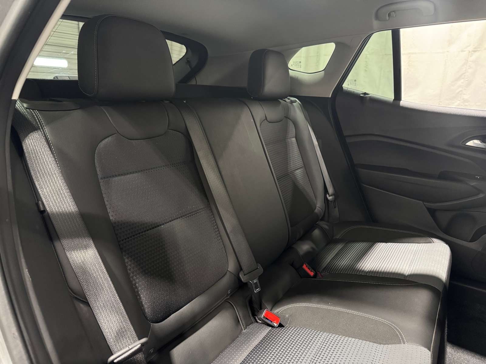 Thumbnail: 2025 Chevrolet Trax - 6