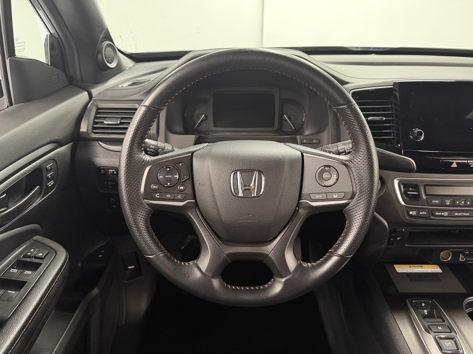 Thumbnail: 2023 Honda Passport - 4