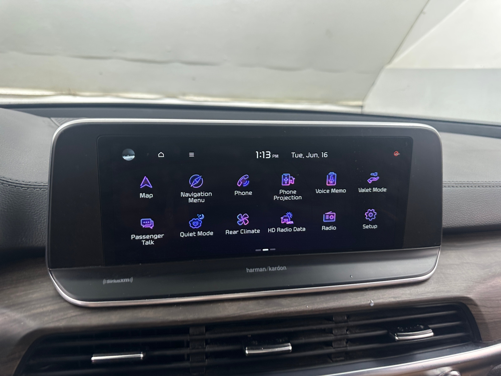 Thumbnail: 2021 Kia Telluride - 3