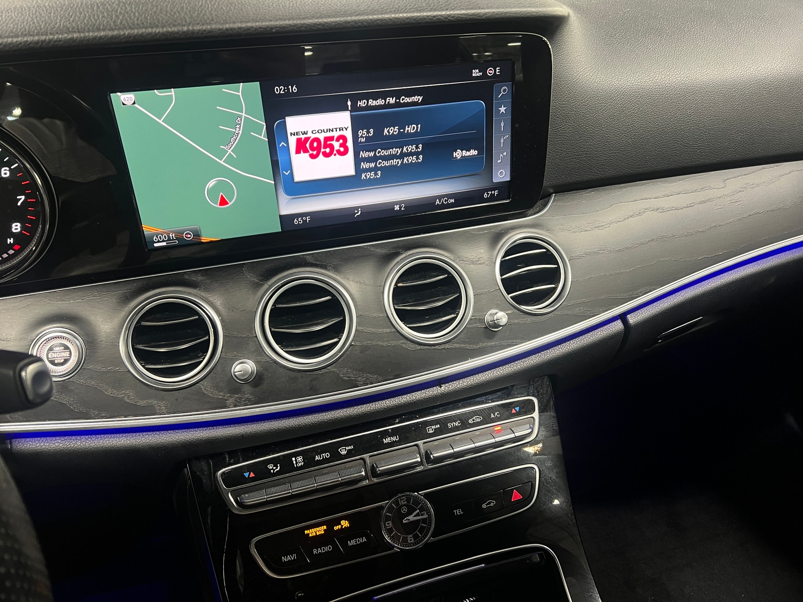 Thumbnail: 2017 Mercedes-Benz E-Class - 3