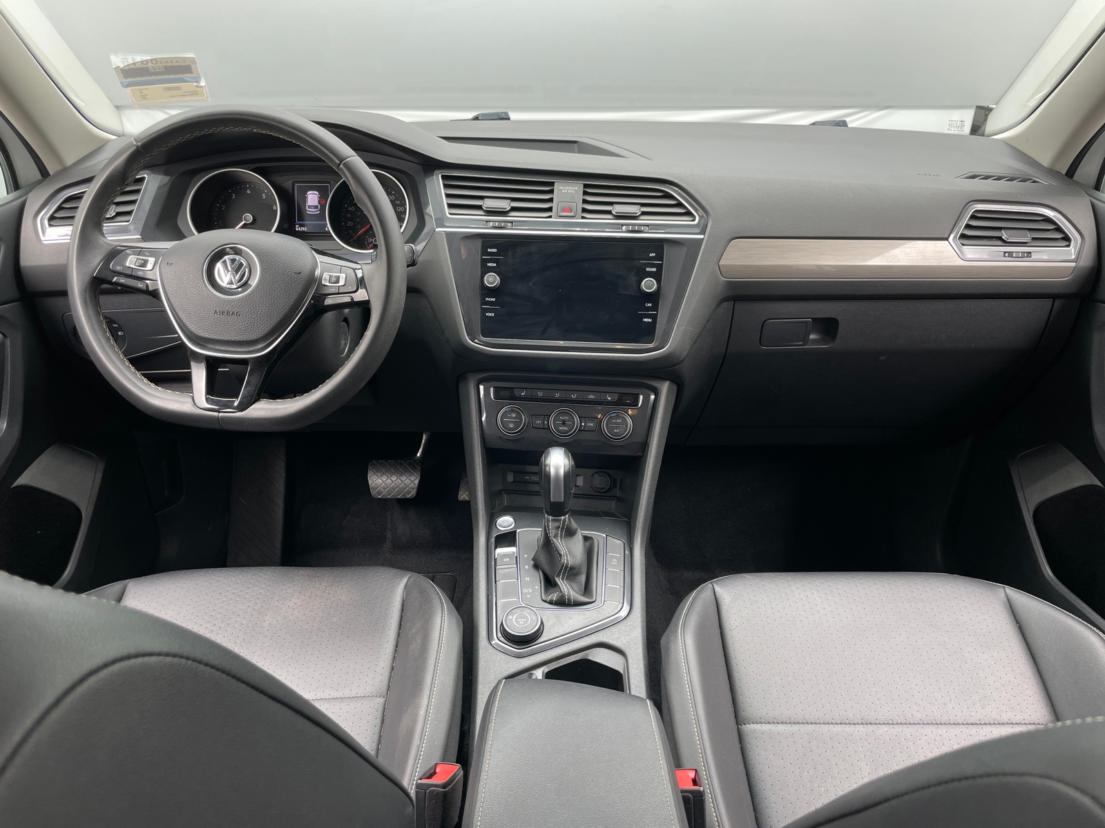Thumbnail: 2021 Volkswagen Tiguan - 2