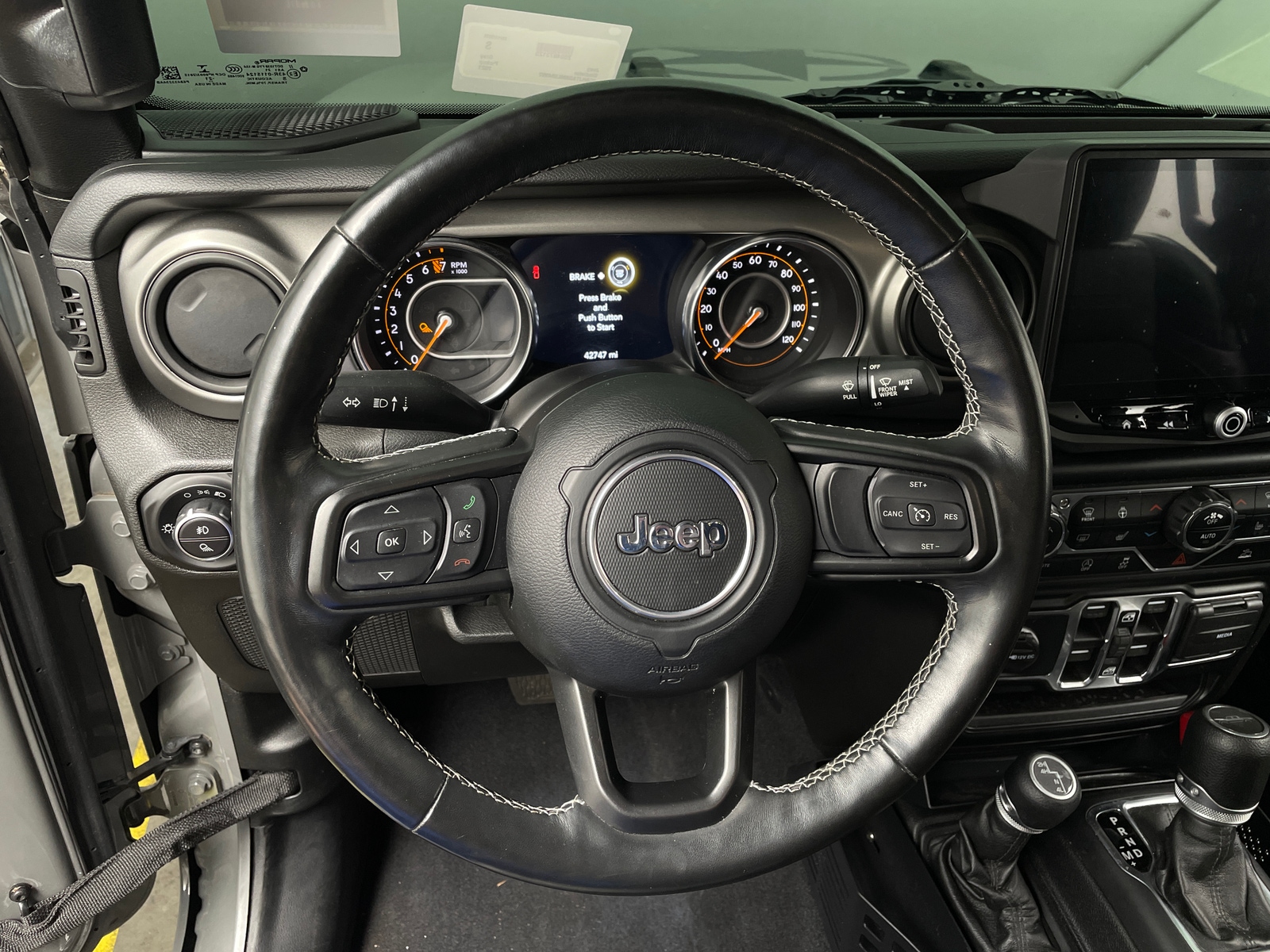 Thumbnail: 2021 Jeep Gladiator - 4