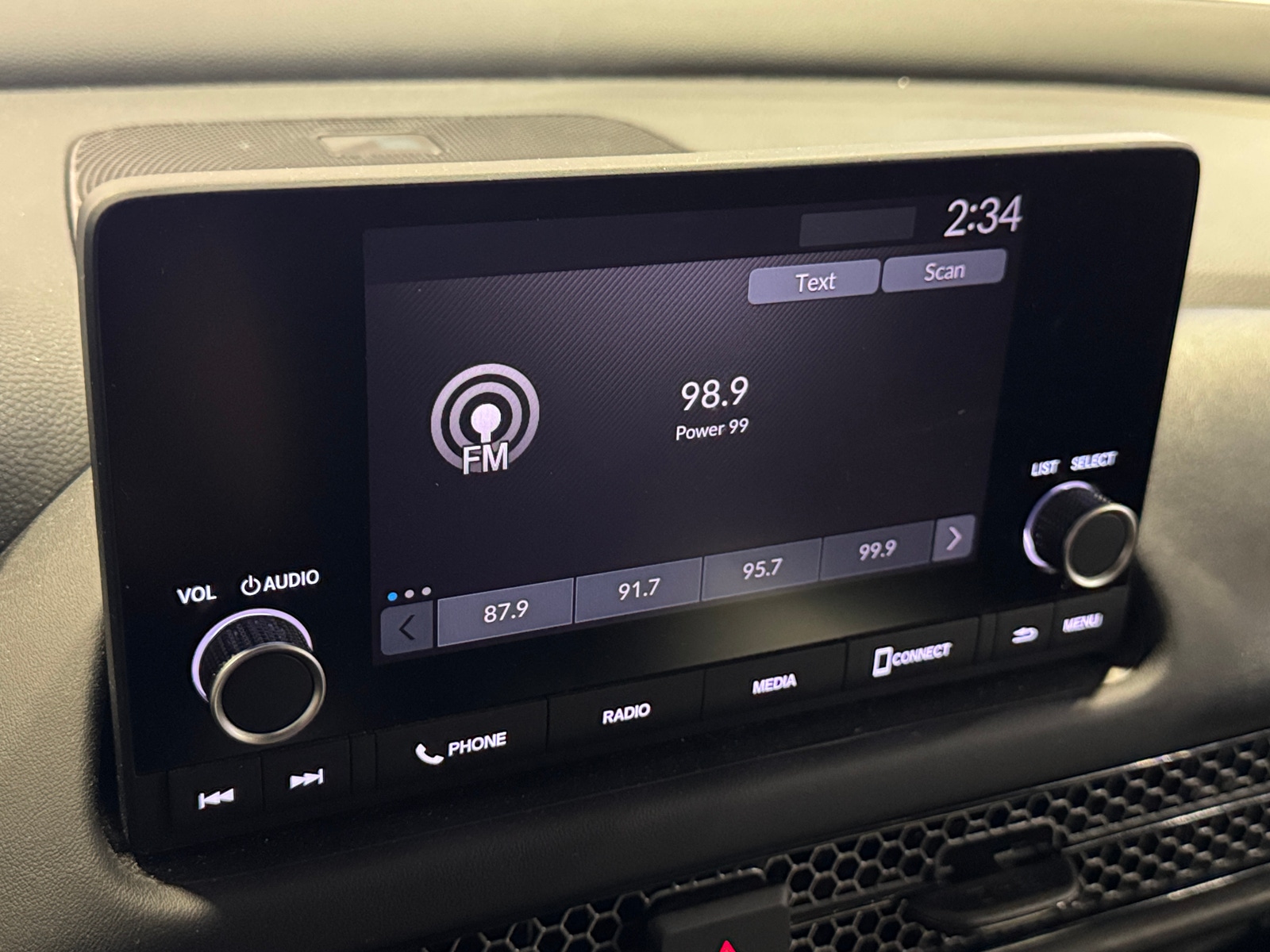 Thumbnail: 2025 Honda HR-V - 4