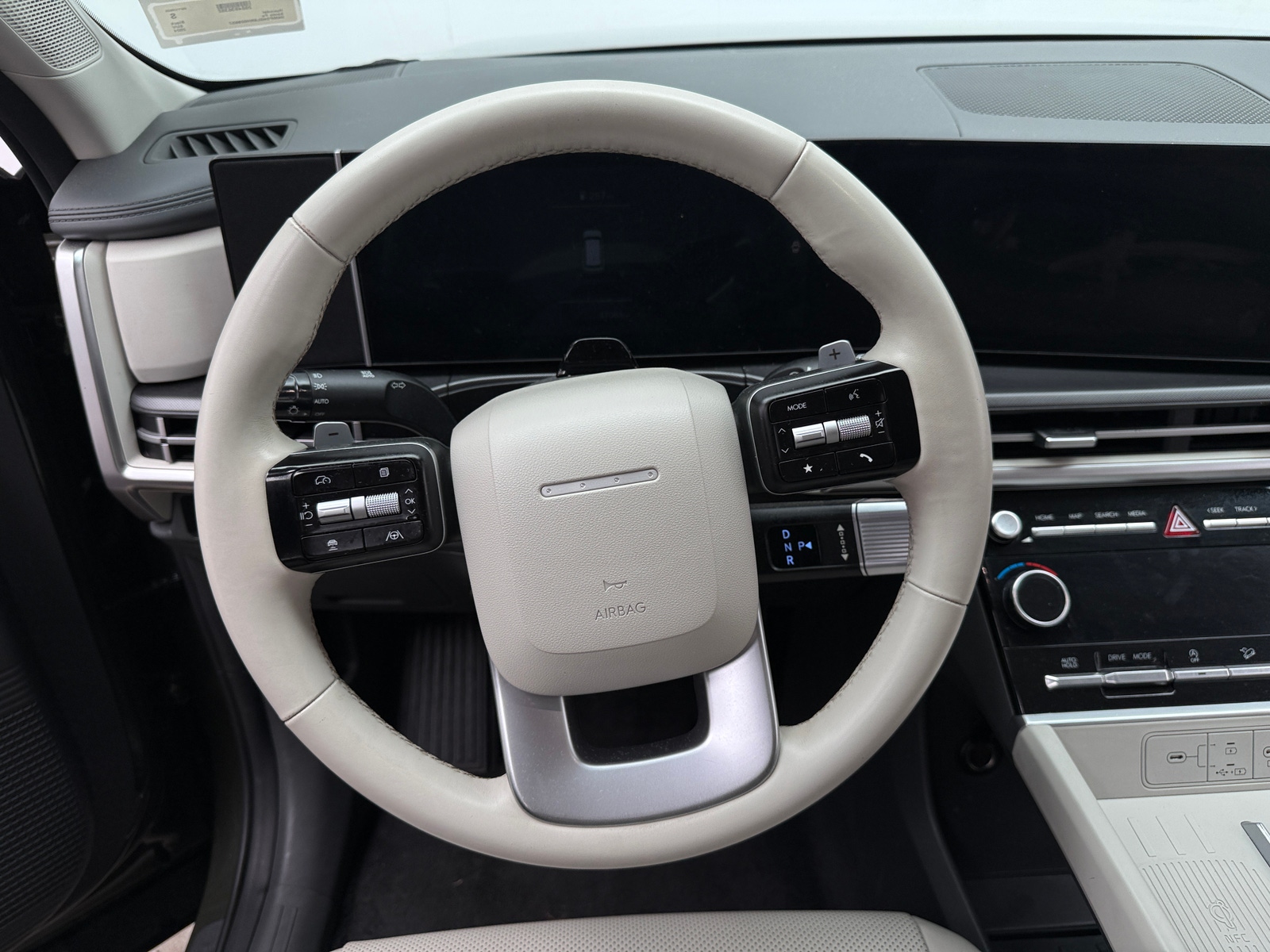 Thumbnail: 2024 Hyundai Santa Fe - 4