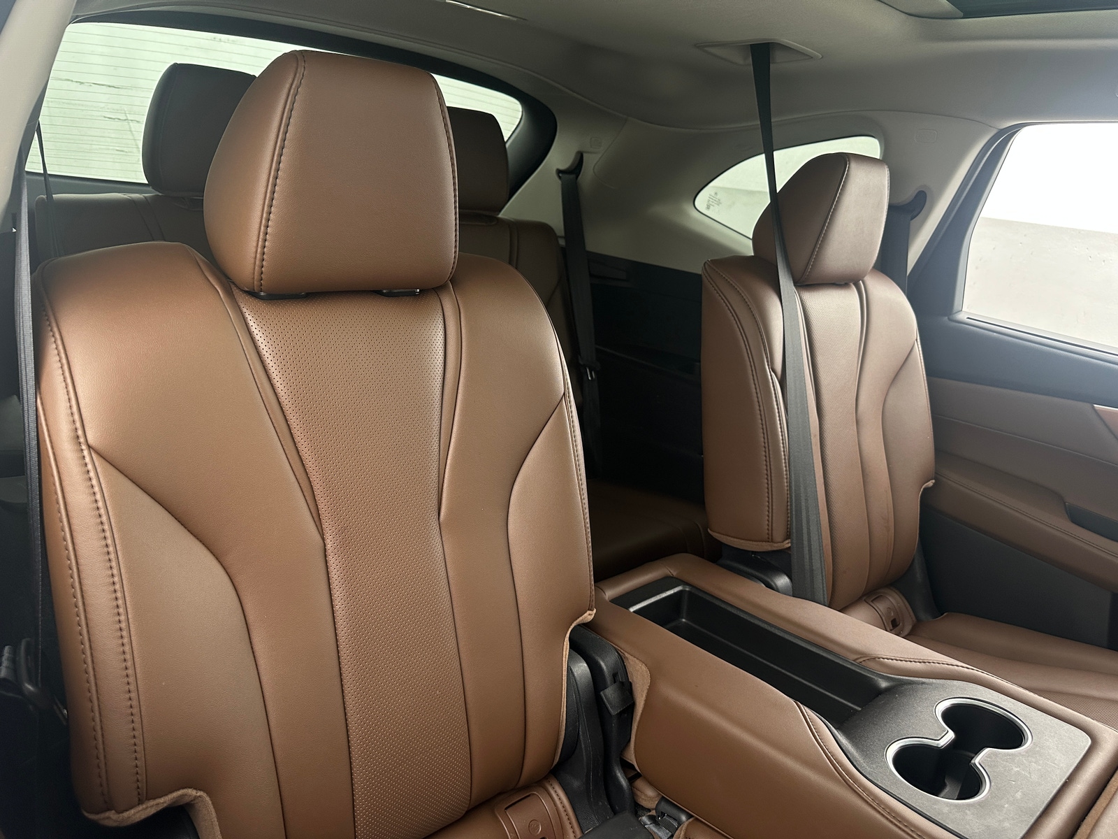 Thumbnail: 2022 Acura MDX - 5