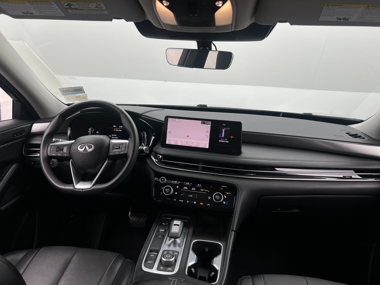 Thumbnail: 2023 INFINITI QX60 - 2