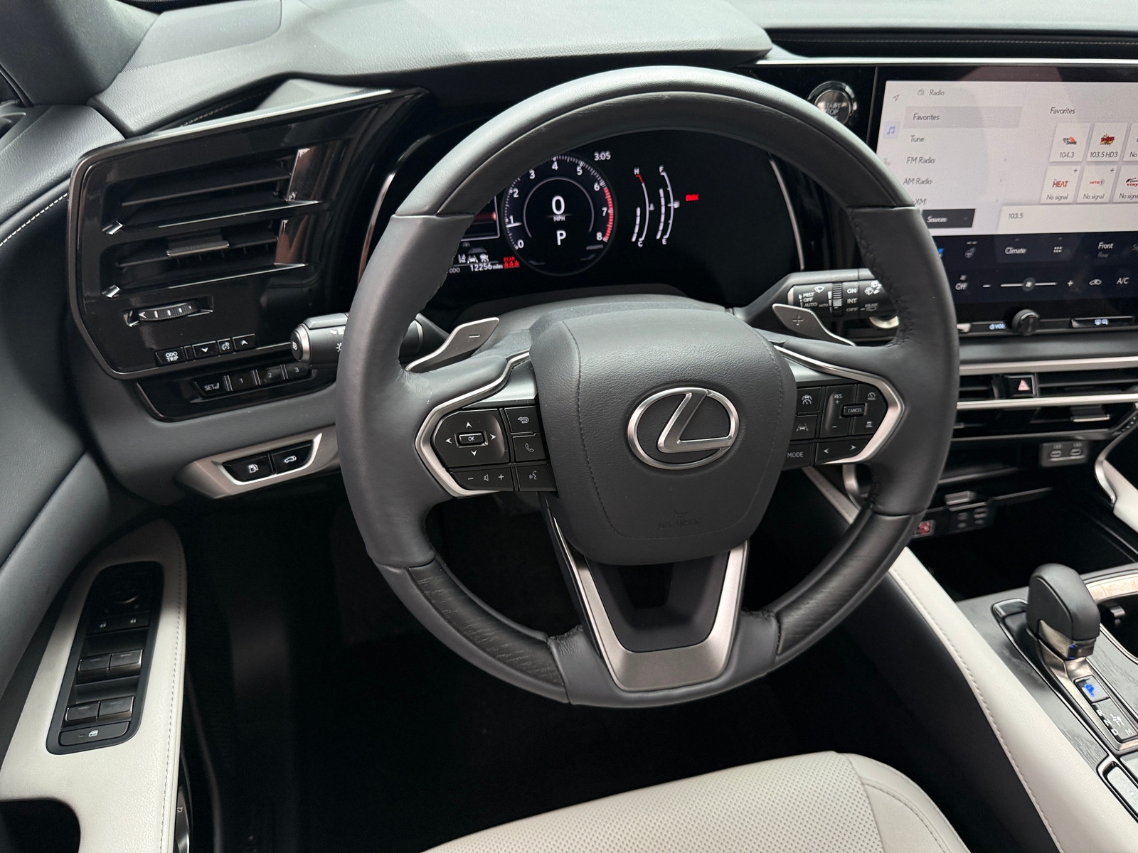 Thumbnail: 2024 Lexus RX - 4