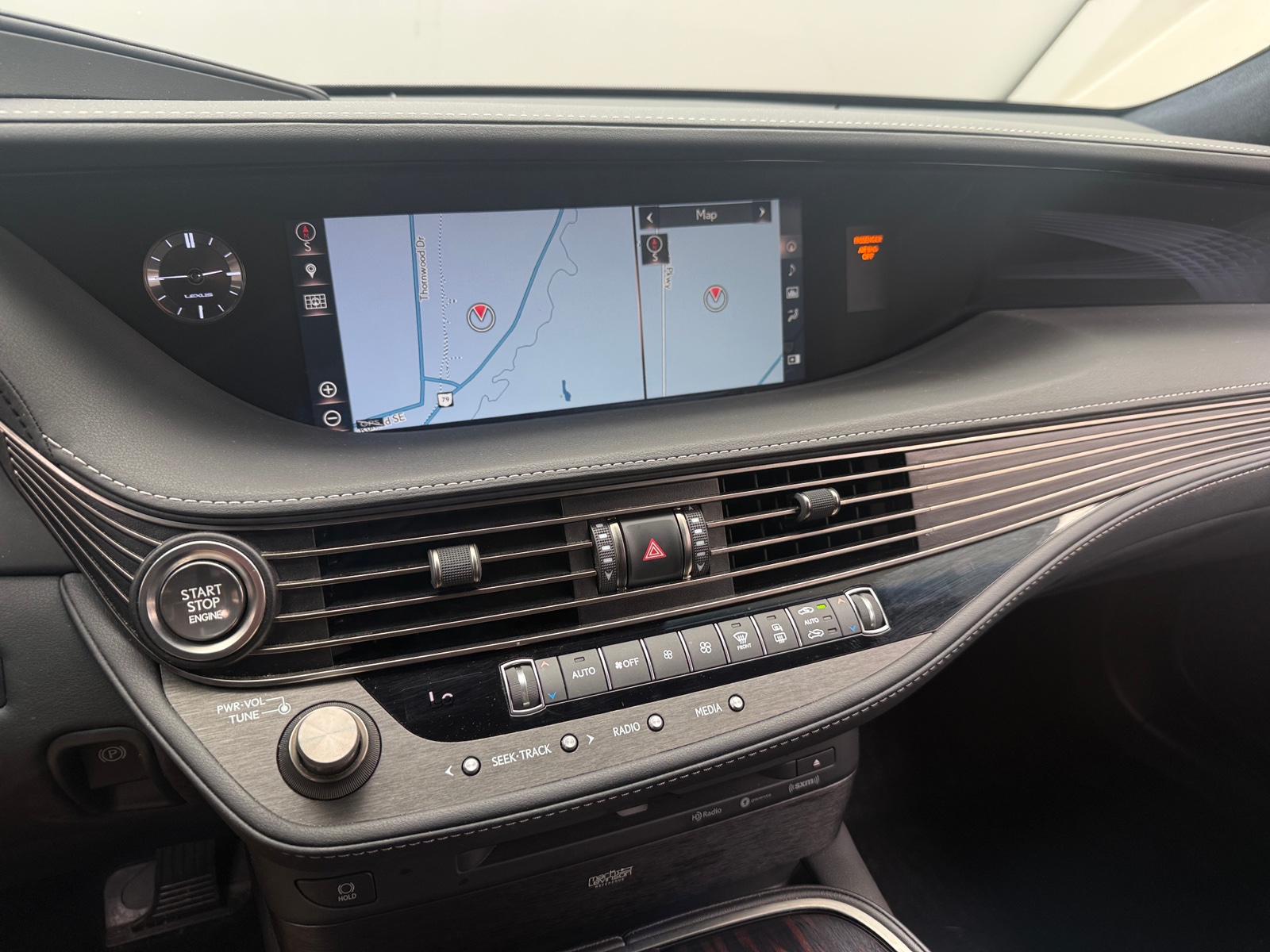 Thumbnail: 2019 Lexus LS - 3