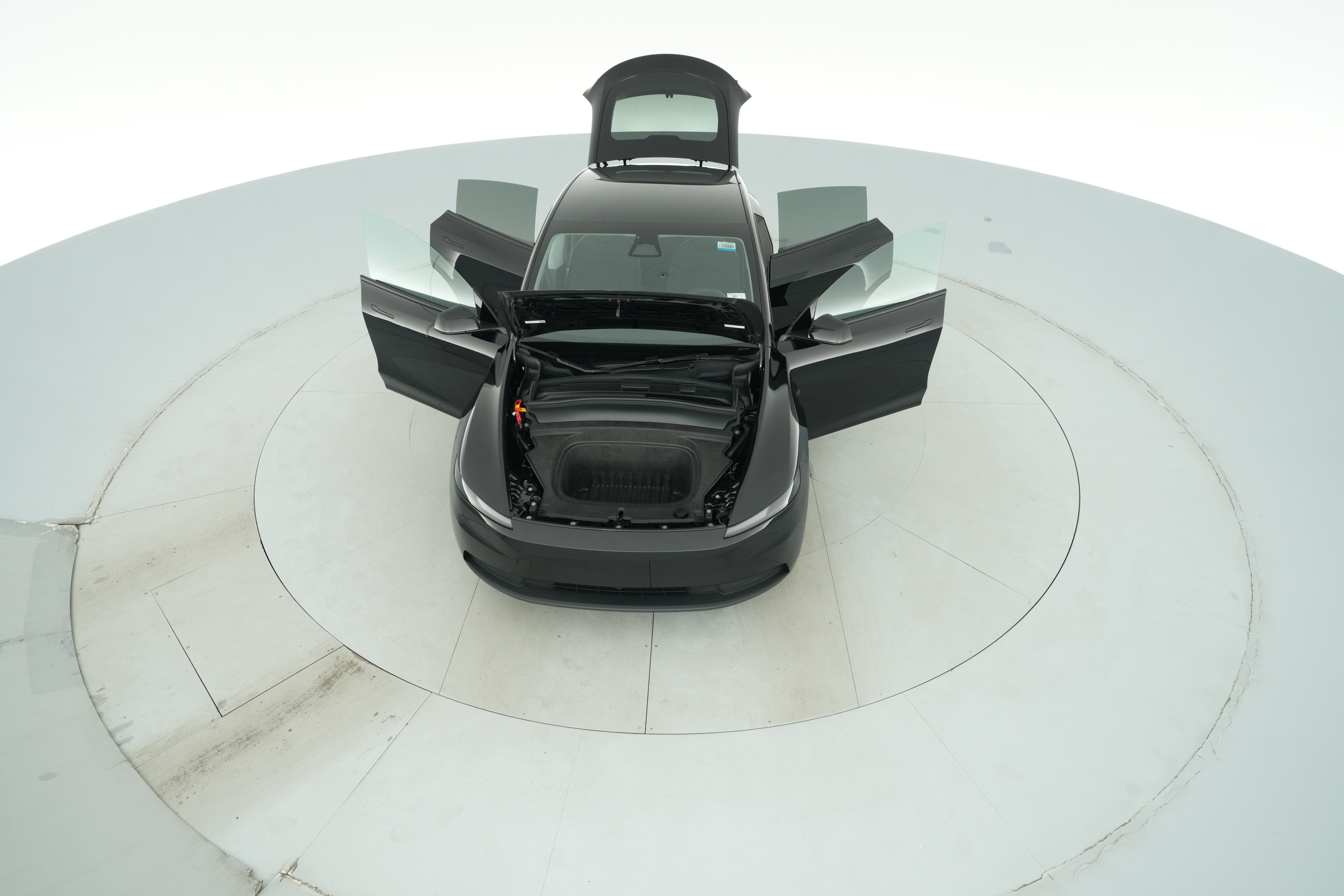 2026 Tesla Model Y Standard - Photo 39