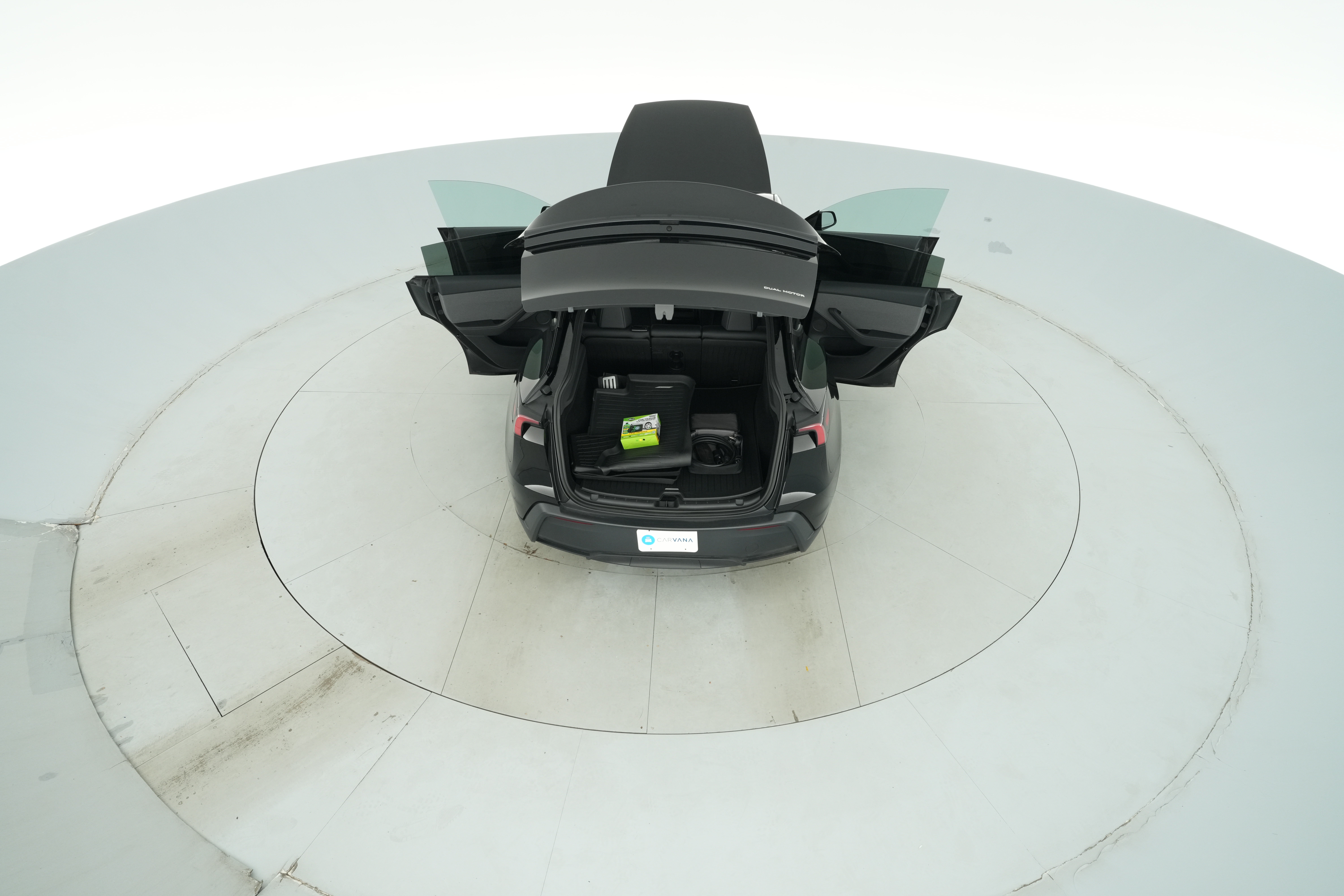 2026 Tesla Model Y Standard - Photo 47