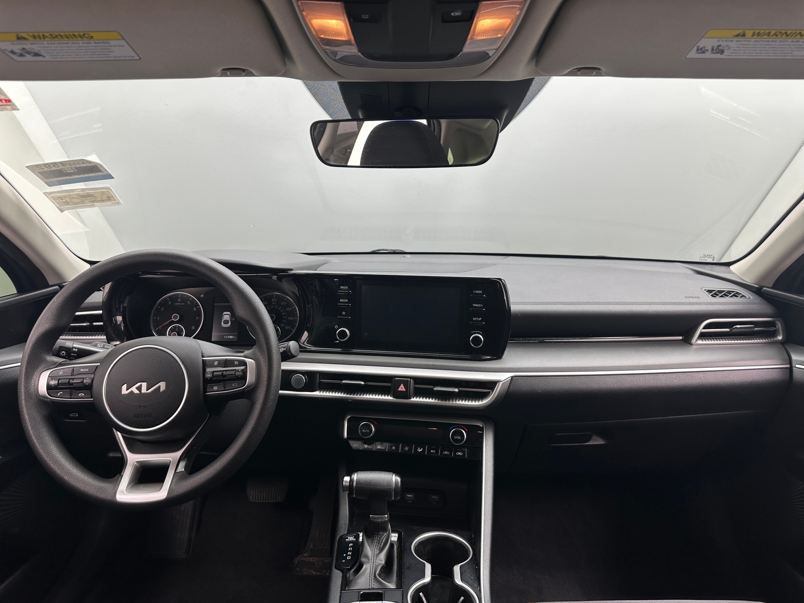 Thumbnail: 2022 Kia K5 - 3