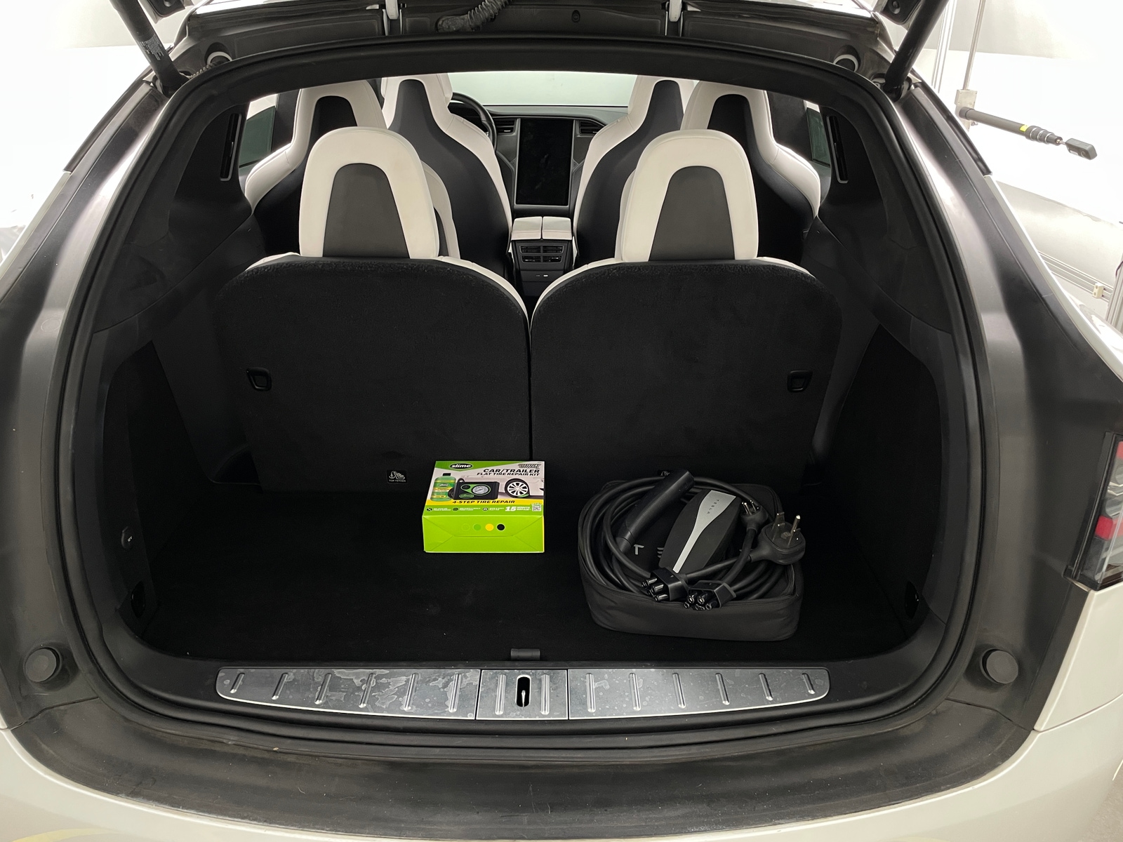 Thumbnail: 2019 Tesla Model X - 6