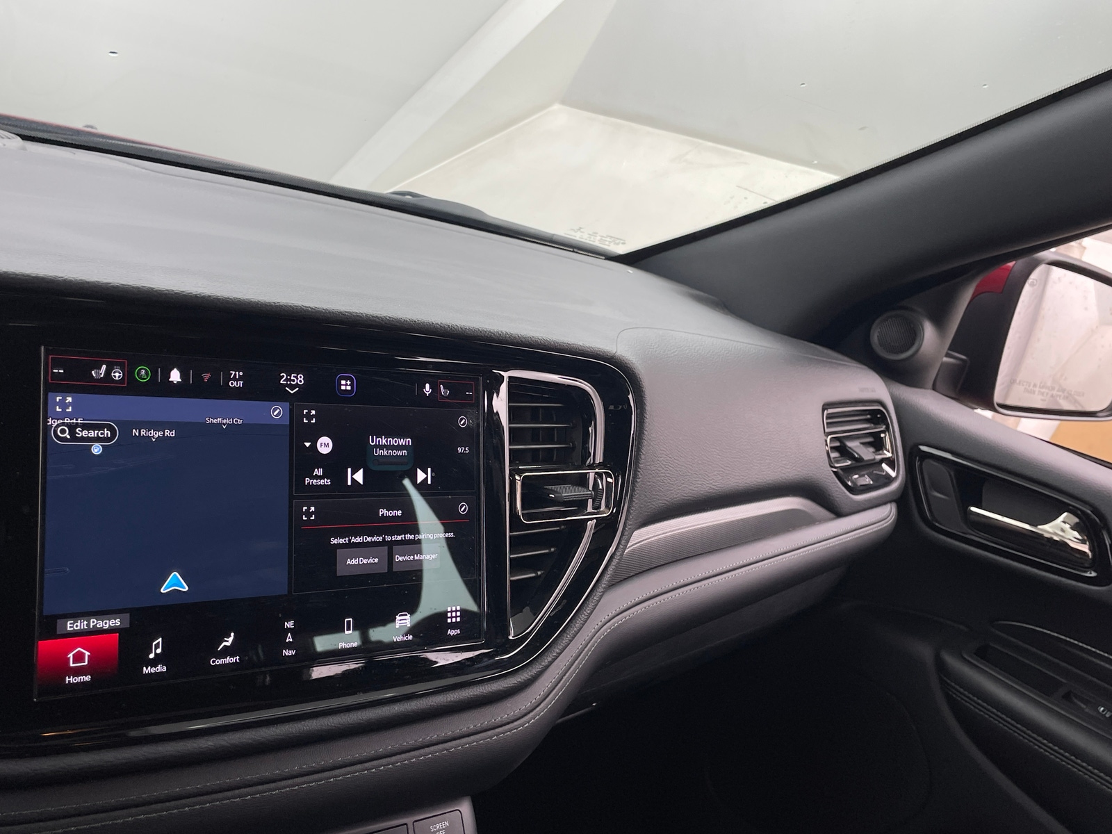 Thumbnail: 2022 Dodge Durango - 3