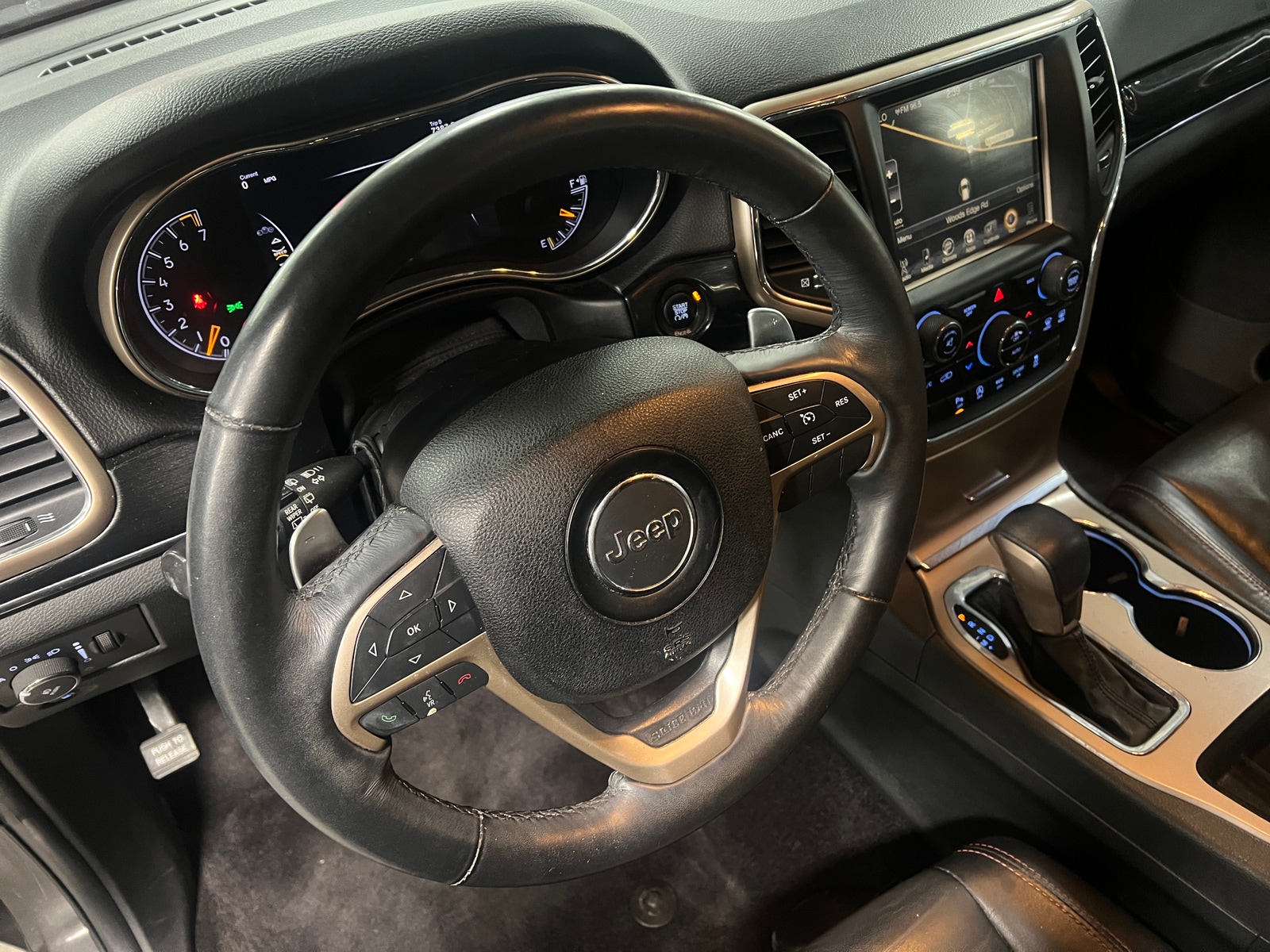 Thumbnail: 2016 Jeep Grand Cherokee - 4