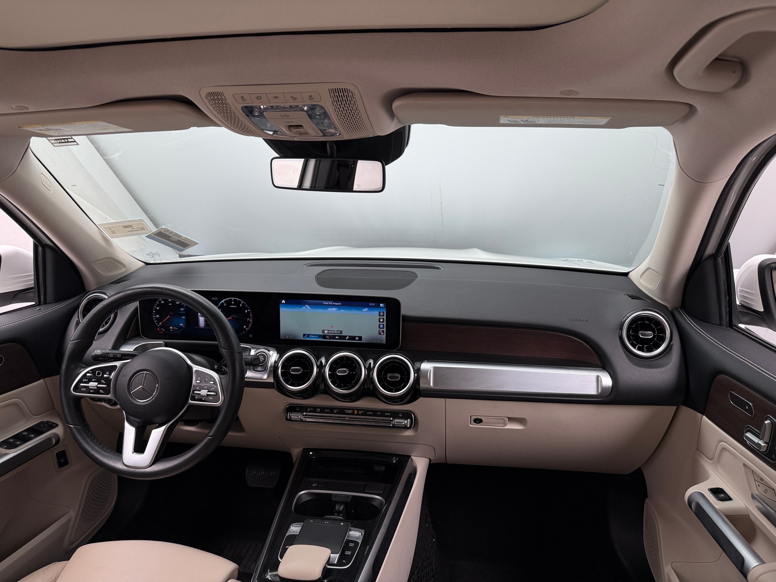 Thumbnail: 2020 Mercedes-Benz GLB - 2