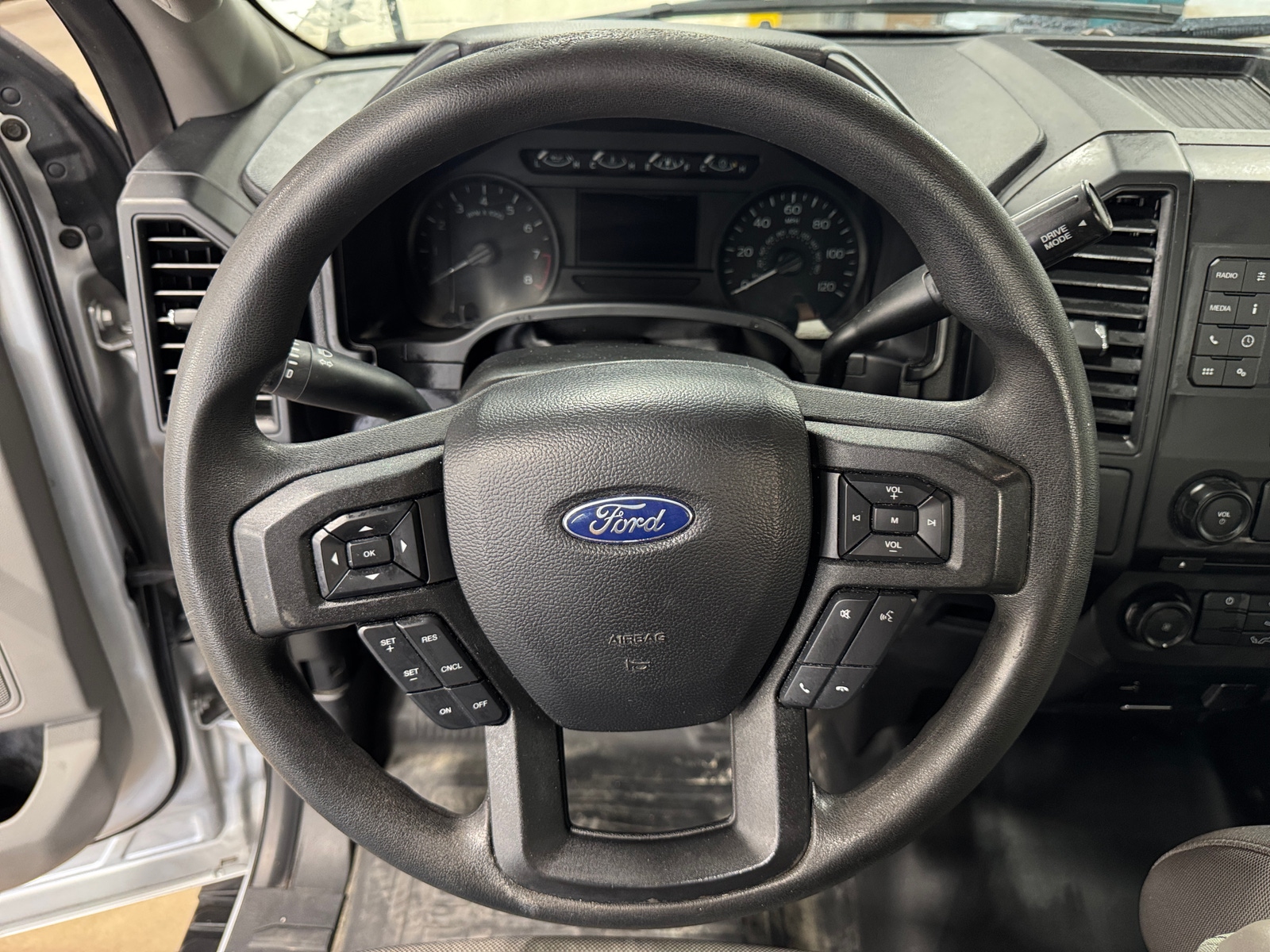 Thumbnail: 2018 Ford Econoline - 5