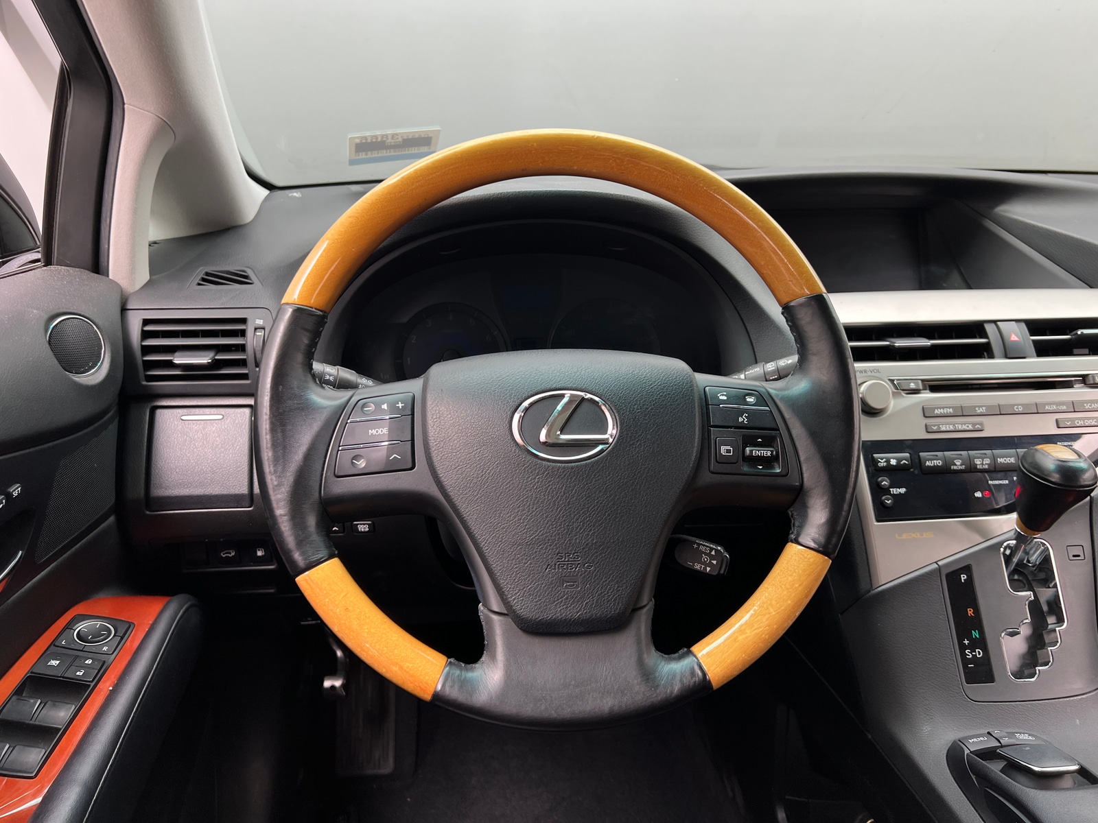 Thumbnail: 2011 Lexus RX - 5
