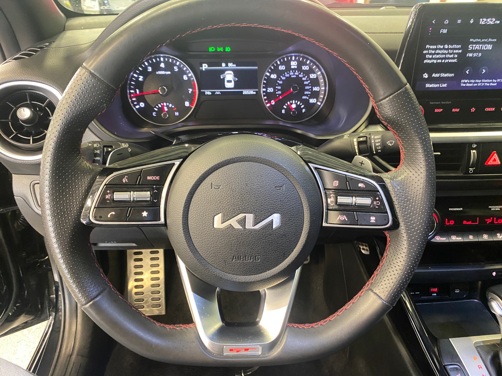 Thumbnail: 2024 Kia Forte - 4