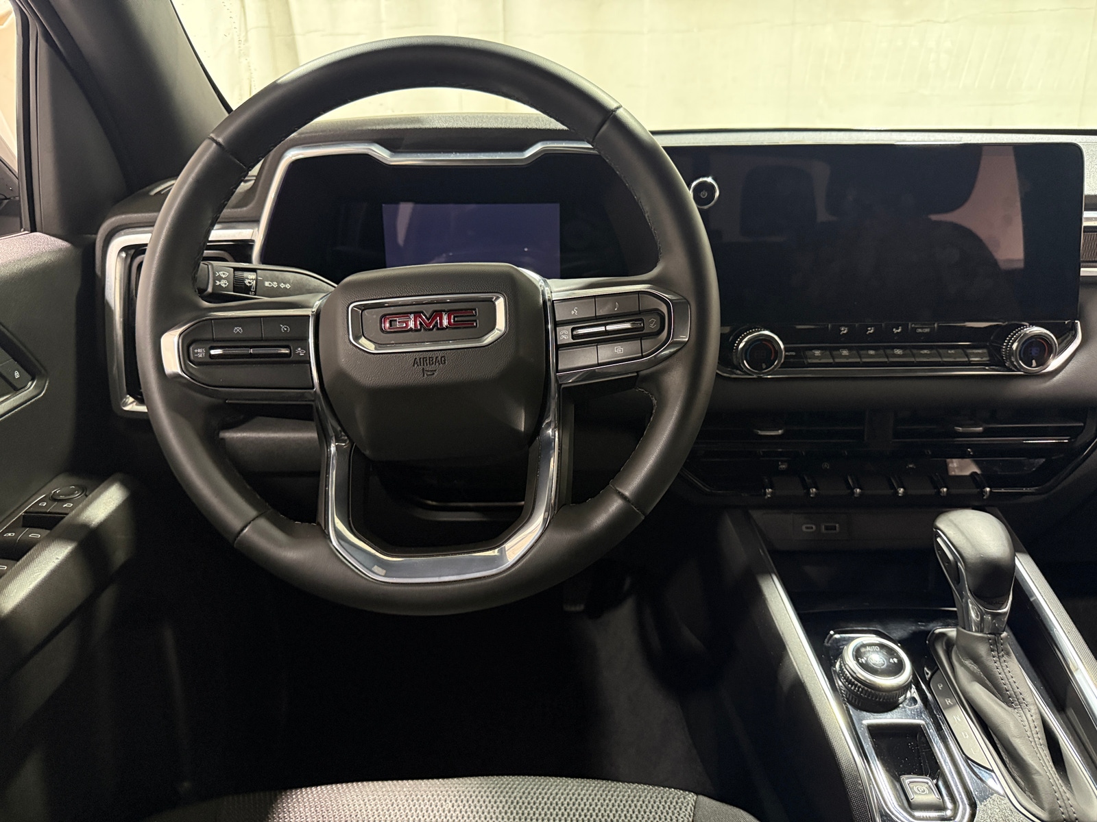 Thumbnail: 2023 GMC Canyon - 5