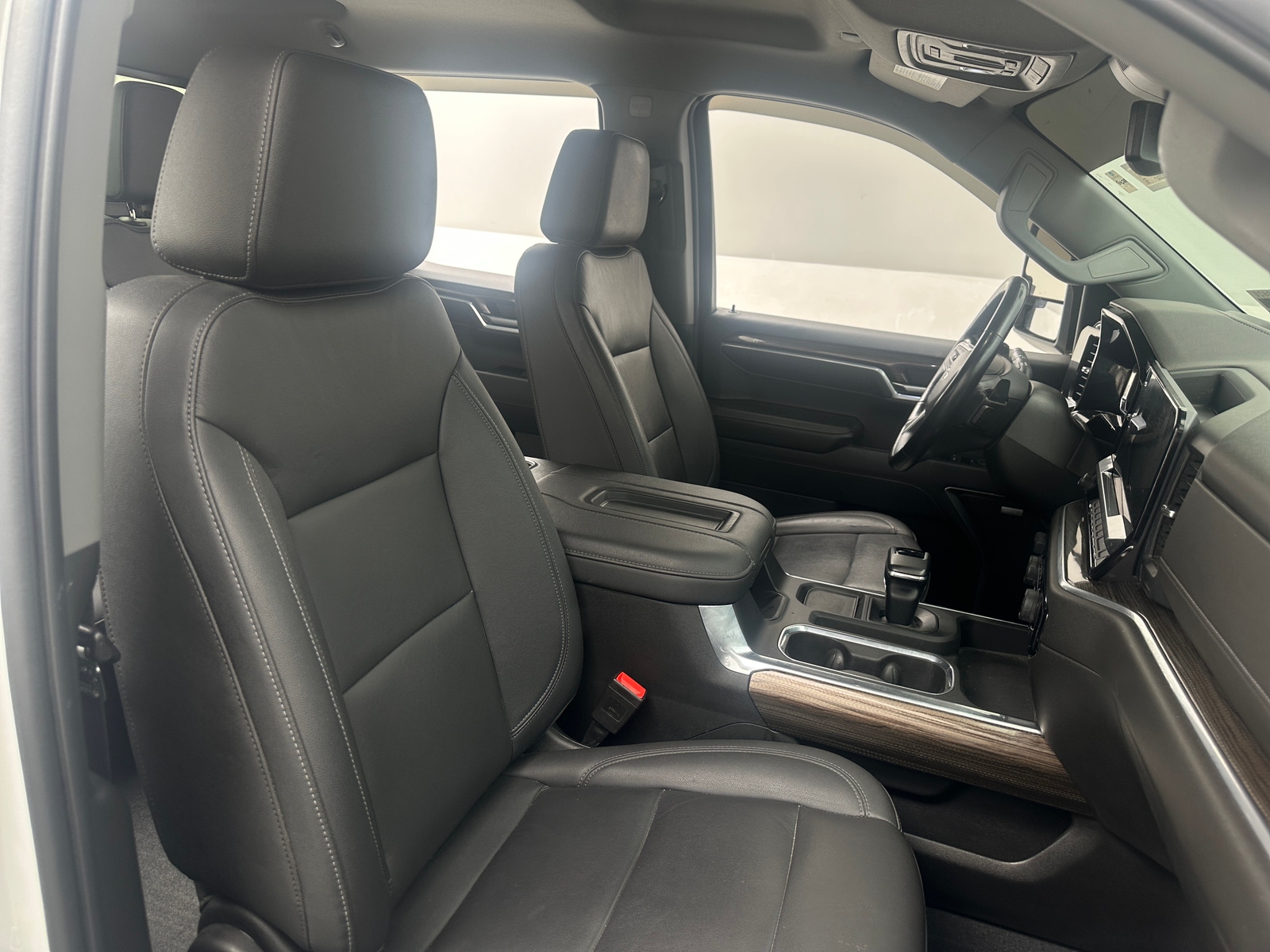 Thumbnail: 2022 Chevrolet Silverado 1500 - 2
