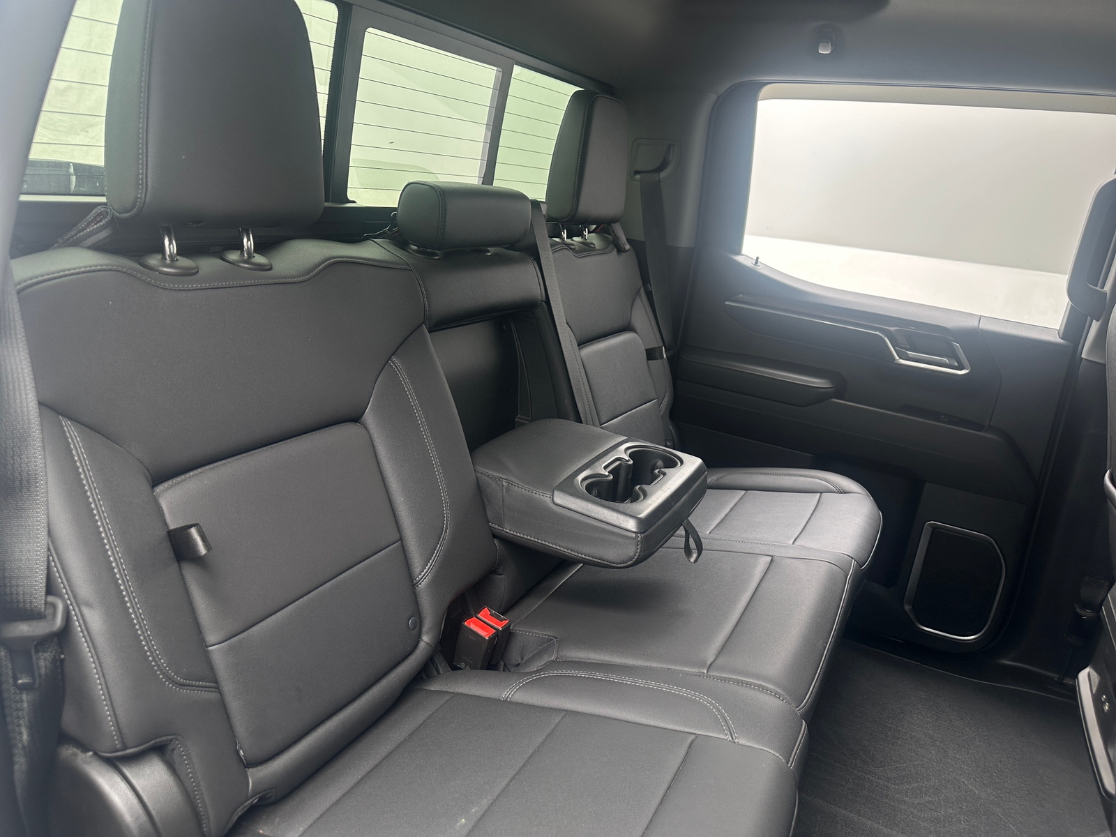 Thumbnail: 2022 Chevrolet Silverado 1500 - 6