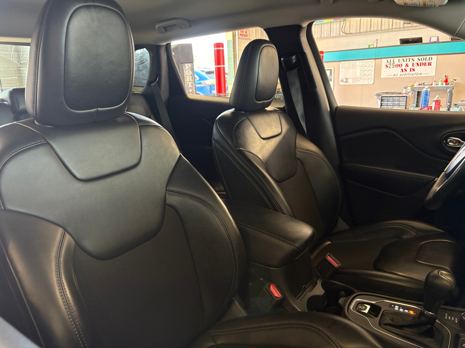Thumbnail: 2019 Jeep Cherokee - 2