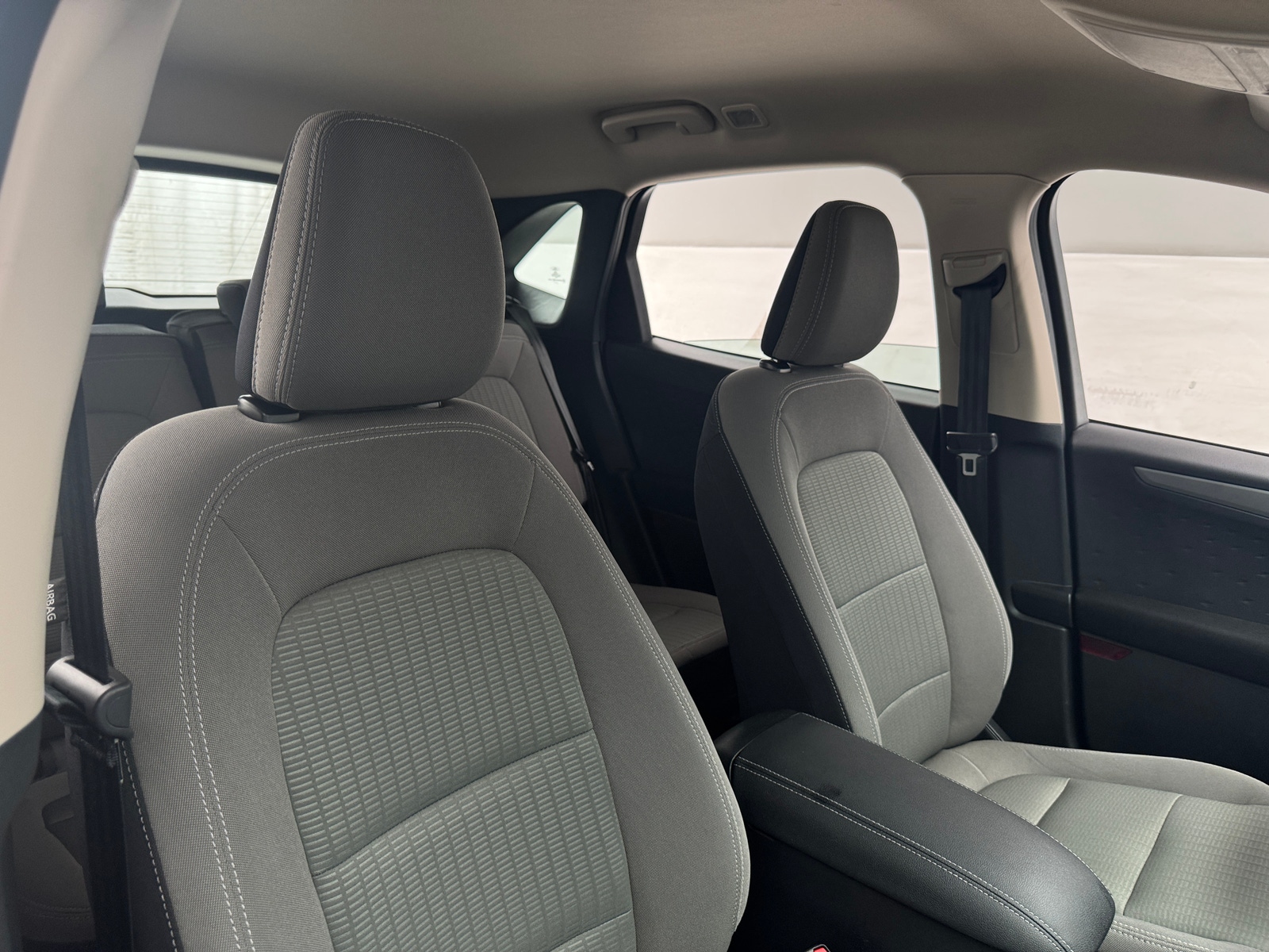Thumbnail: 2020 Ford Escape - 2
