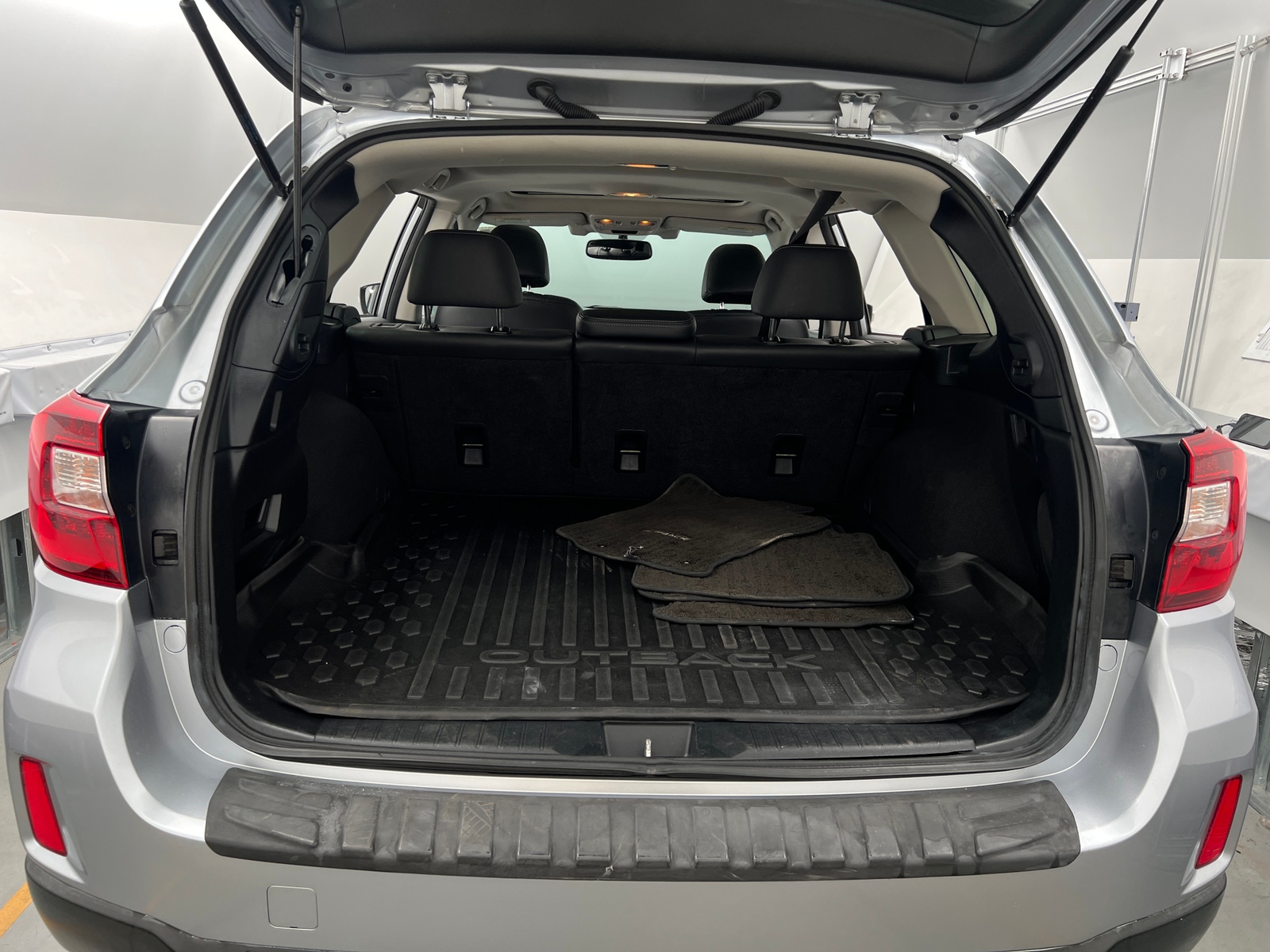Thumbnail: 2015 Subaru Outback - 6