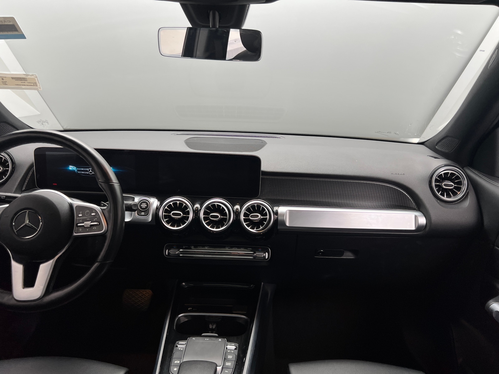 Thumbnail: 2021 Mercedes-Benz GLB - 2