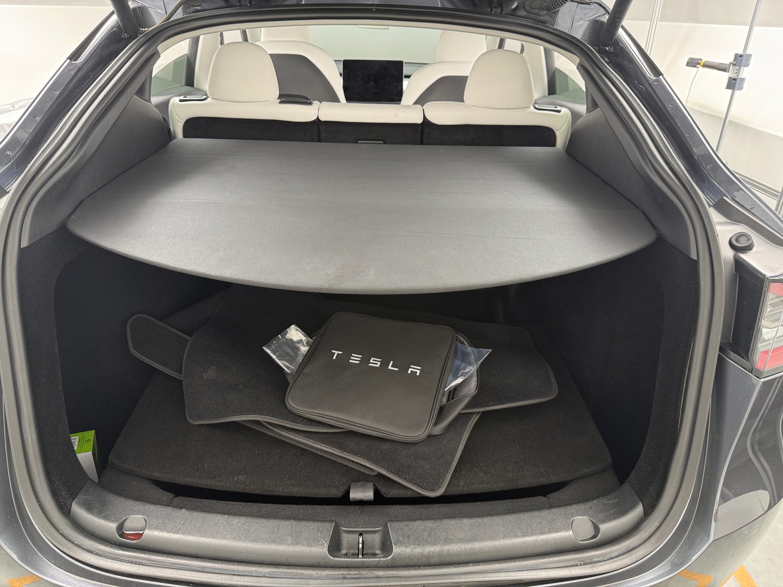 Thumbnail: 2023 Tesla Model Y - 6