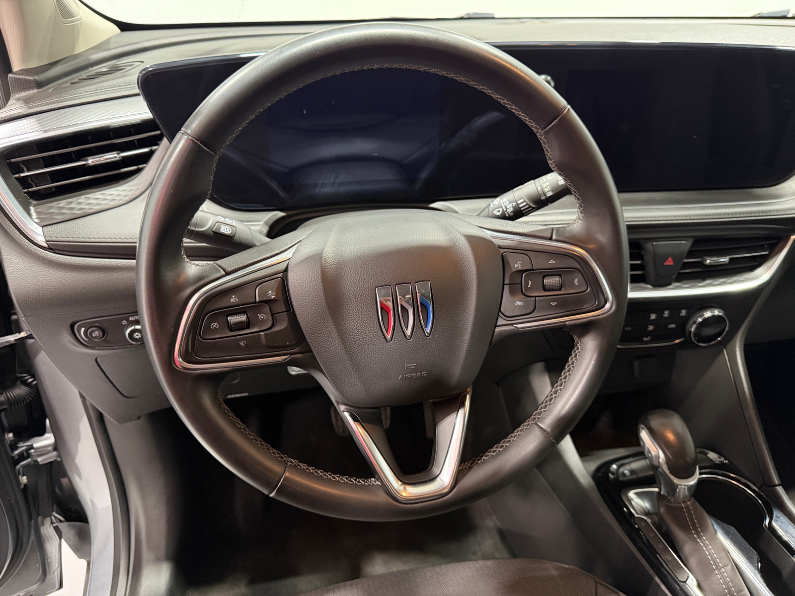 Thumbnail: 2024 Buick Encore GX - 4