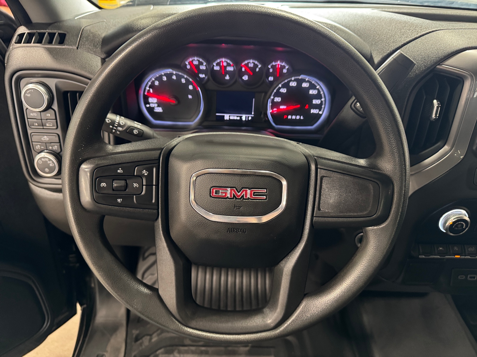 Thumbnail: 2023 GMC Sierra 1500 - 4