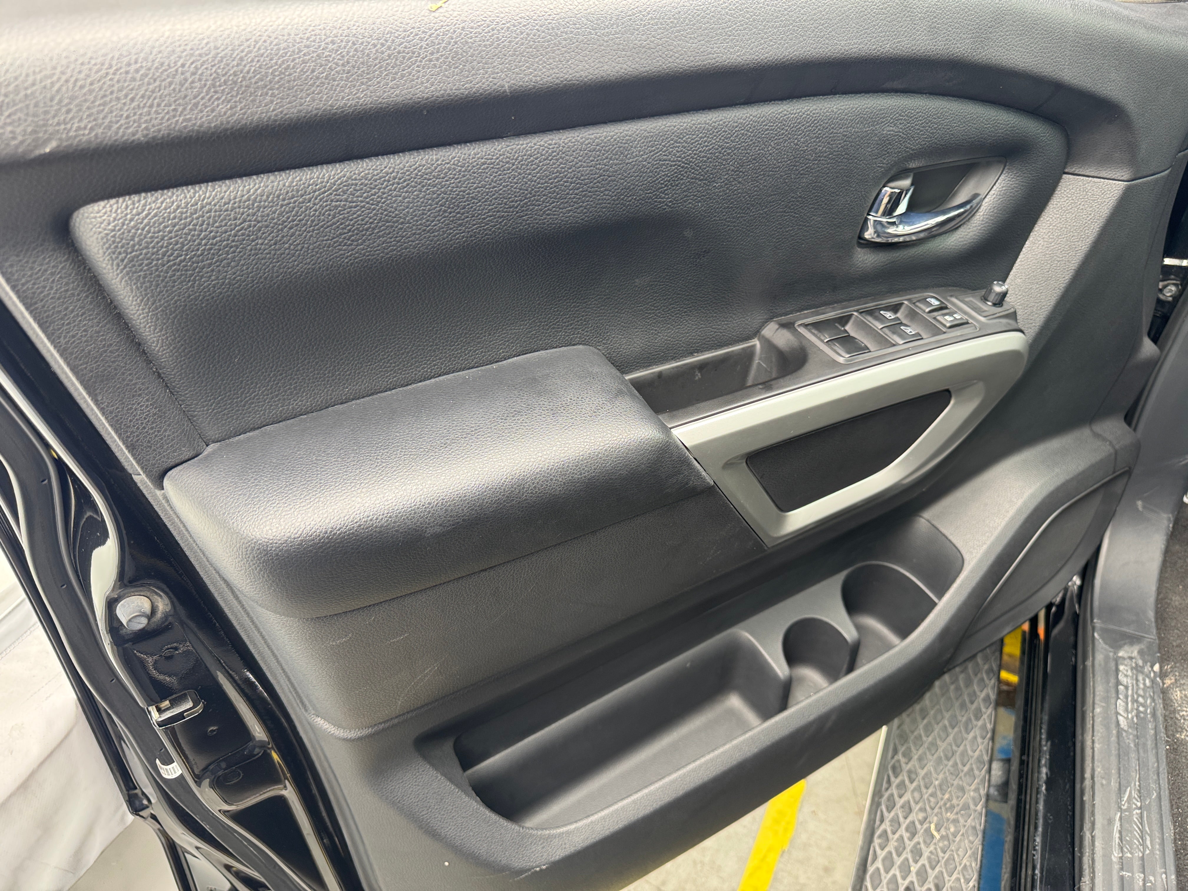 Used 2018 Nissan Titan XD SV with VIN 1N6AA1F43JN517442 for sale in Little Rock