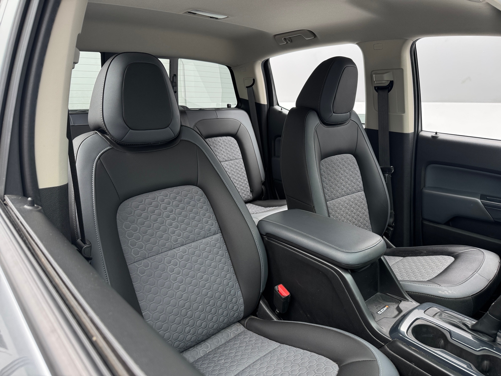 Thumbnail: 2021 Chevrolet Colorado - 2