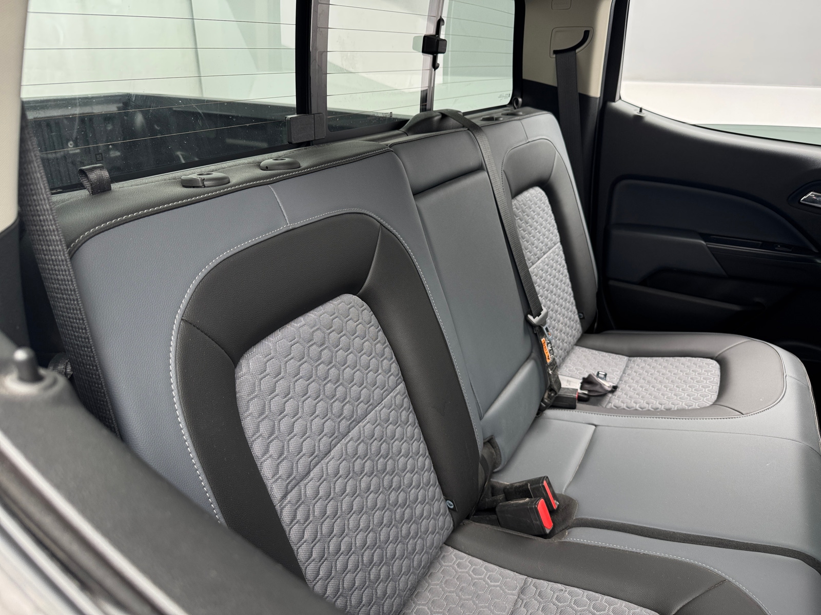 Thumbnail: 2021 Chevrolet Colorado - 6
