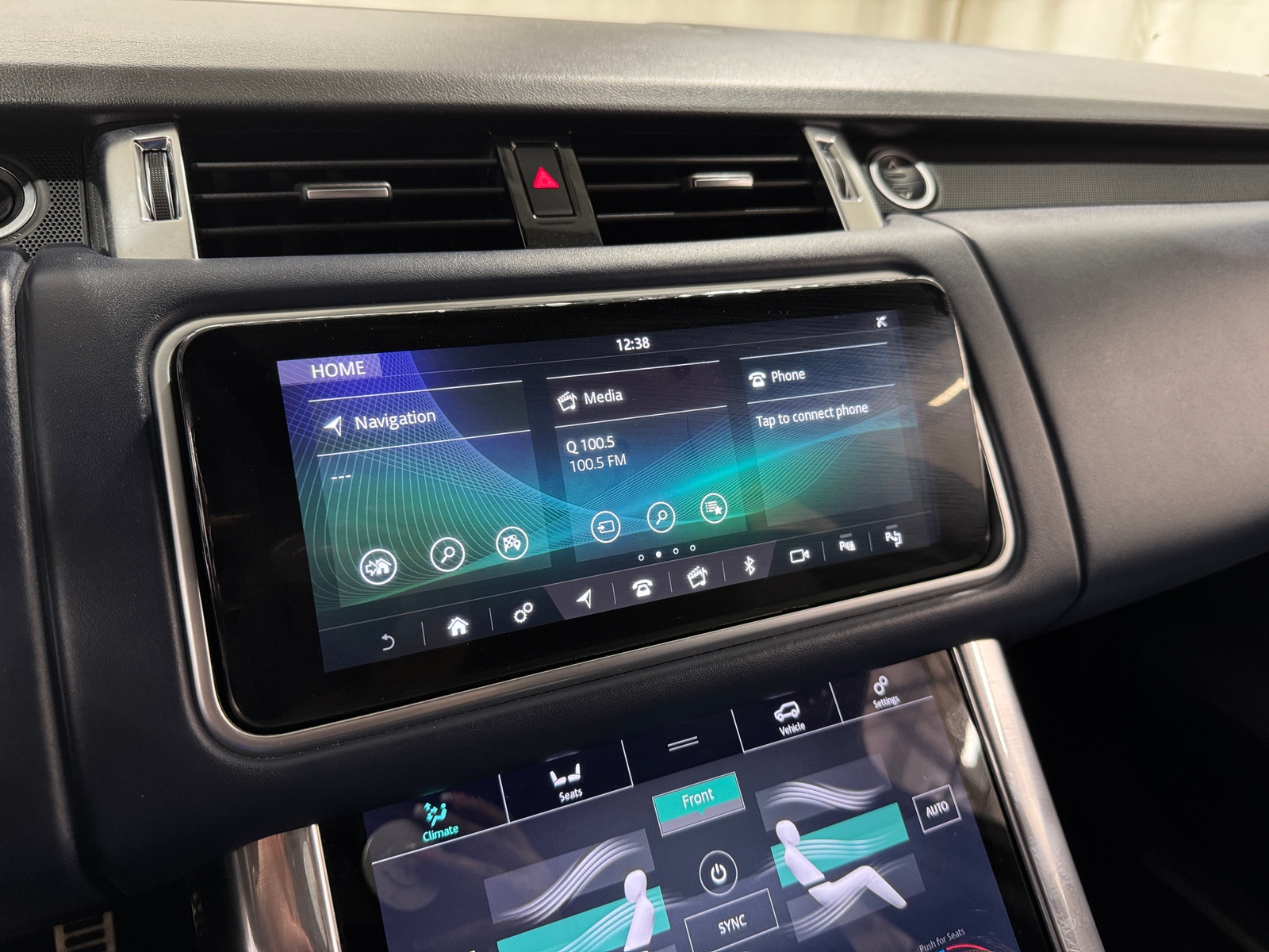 Thumbnail: 2019 Land Rover Range Rover Sport - 3