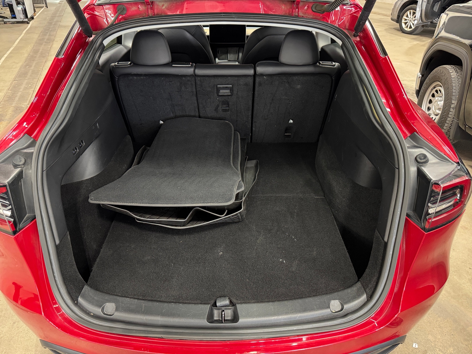 Thumbnail: 2021 Tesla Model Y - 6