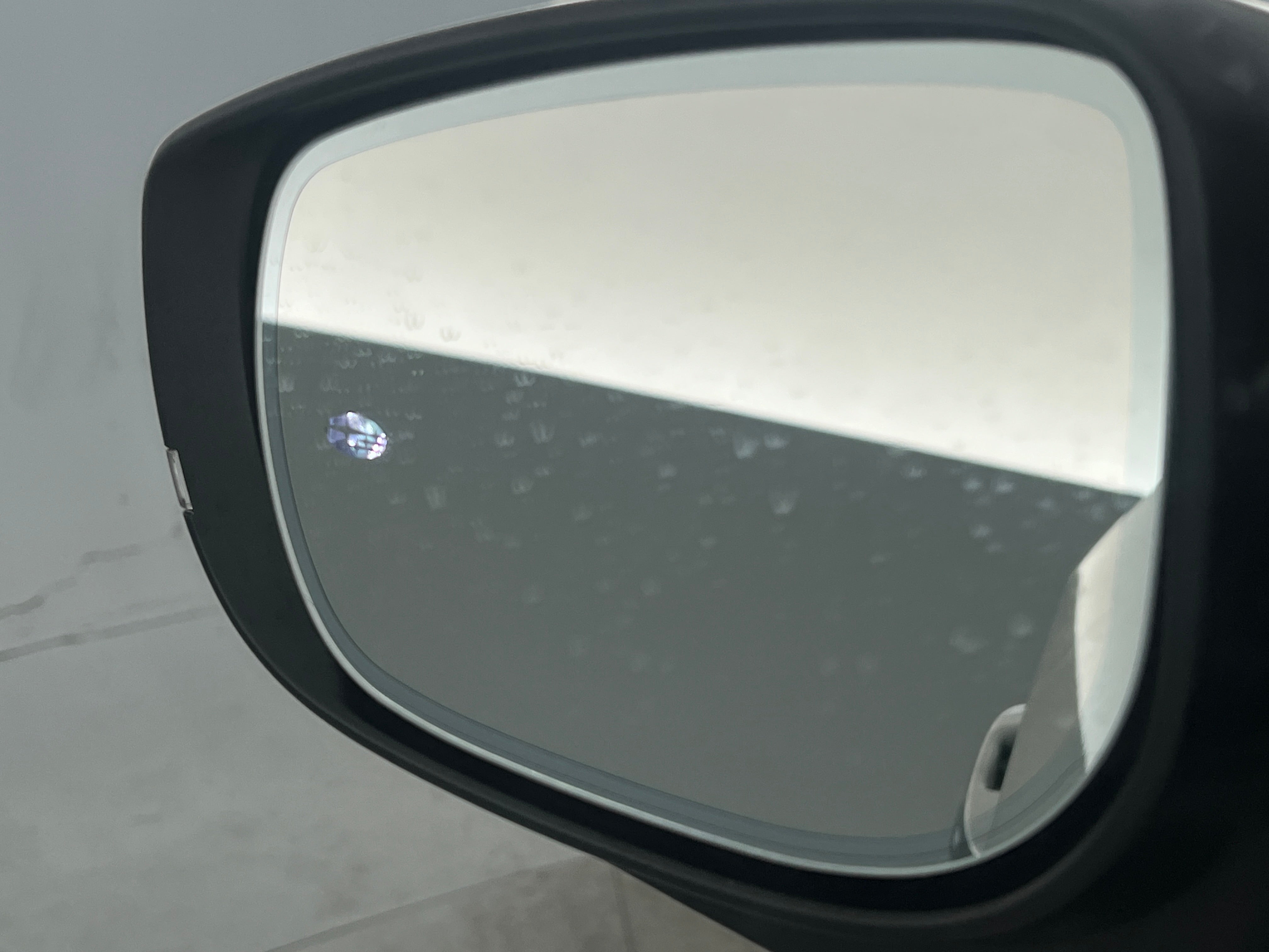 2025 Subaru Ascent Touring - Photo 22